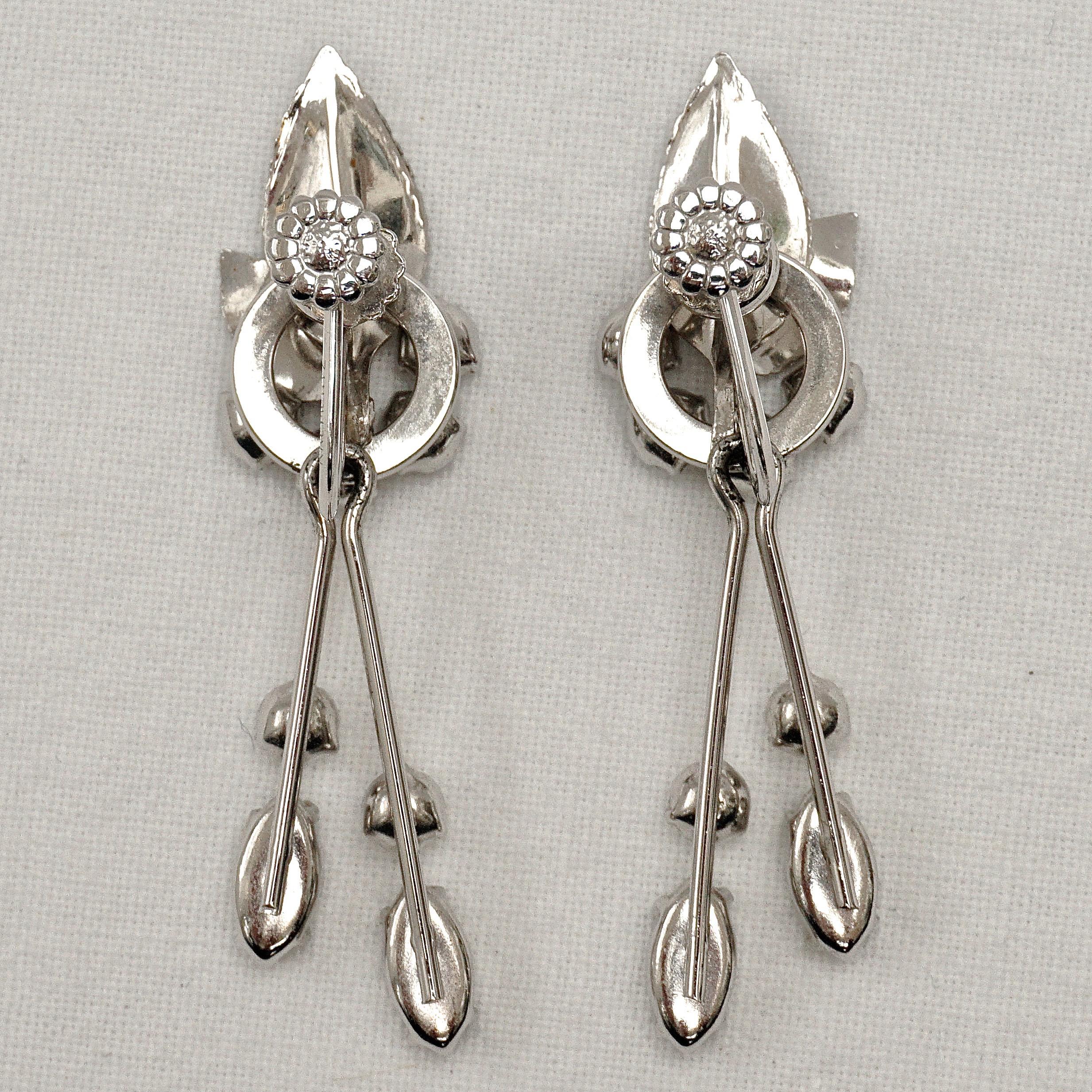 Krementz 14K White Gold Overlay Leaf Design Rhinestone Necklace and Earring Set For Sale 10
