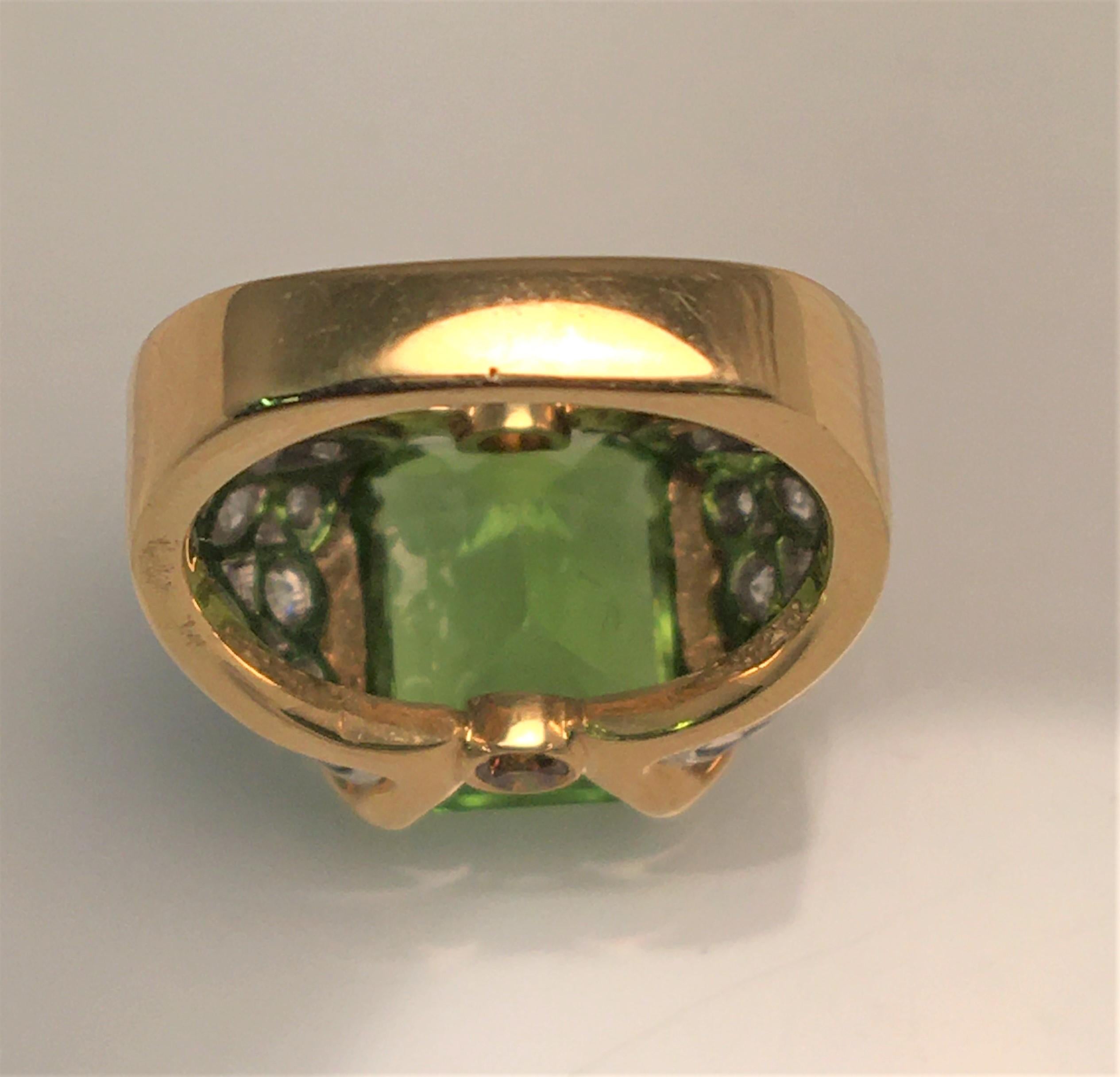 Richard Krementz, Peridot-Ring aus Platin und 18K Gelb mit Diamanten im Zustand „Hervorragend“ im Angebot in Cincinnati, OH