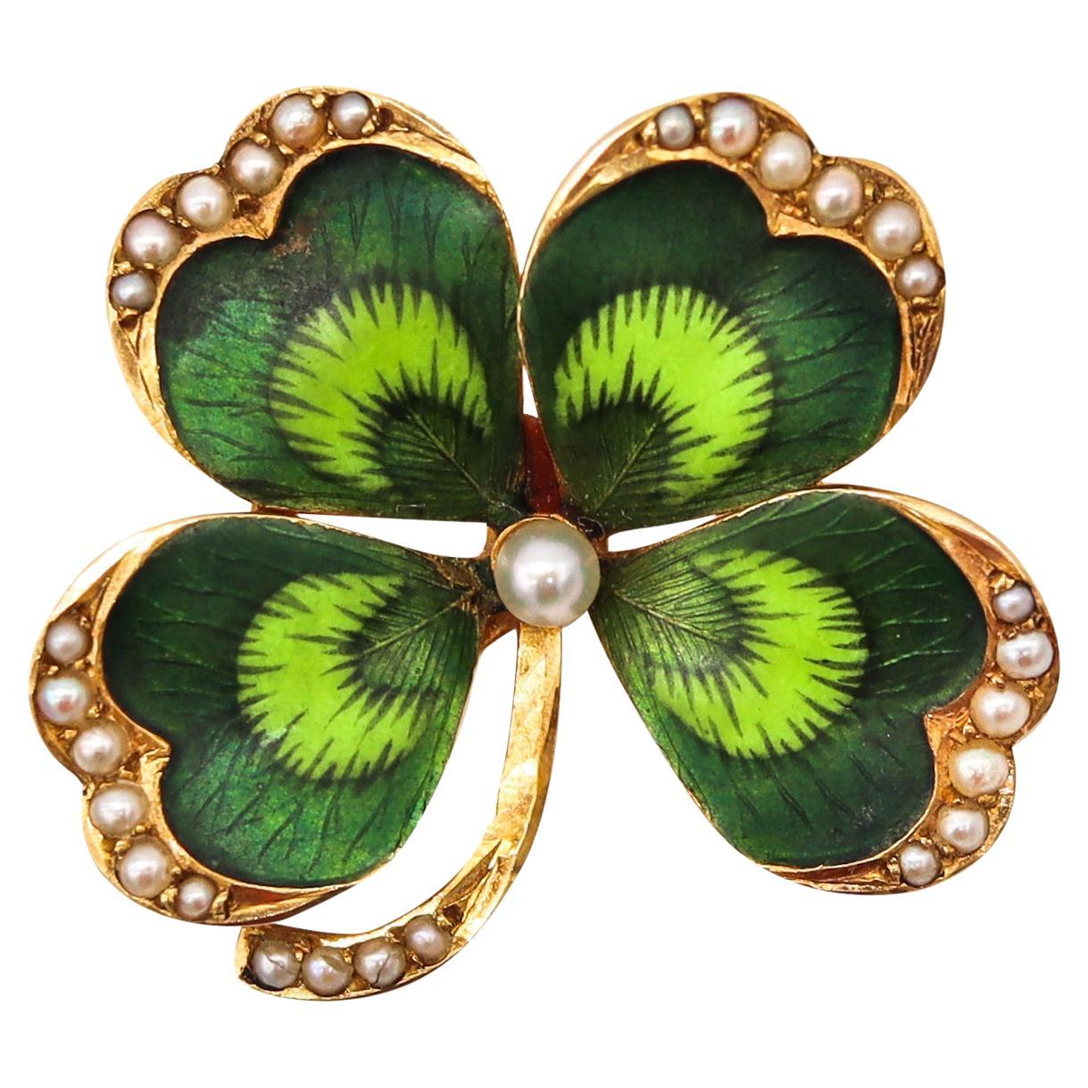 Krementz Art Nouveau 1900 Clover Enameled Brooch in 18Kt Gold with Natural Pearl