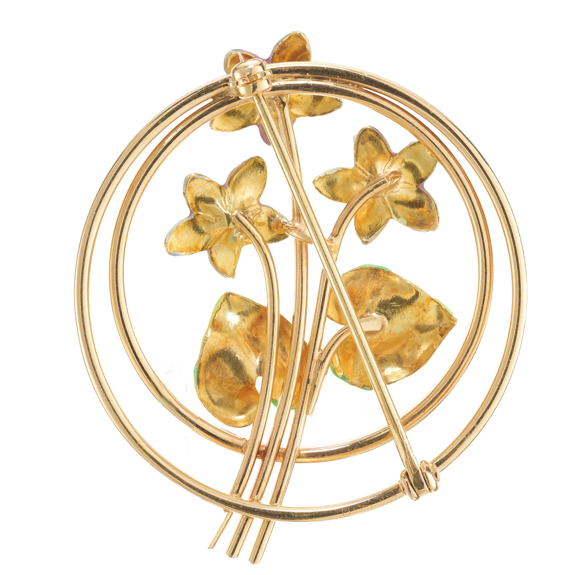 Krementz Broche fleur en or rose, perles, émail et perles Bon état - En vente à Stamford, CT