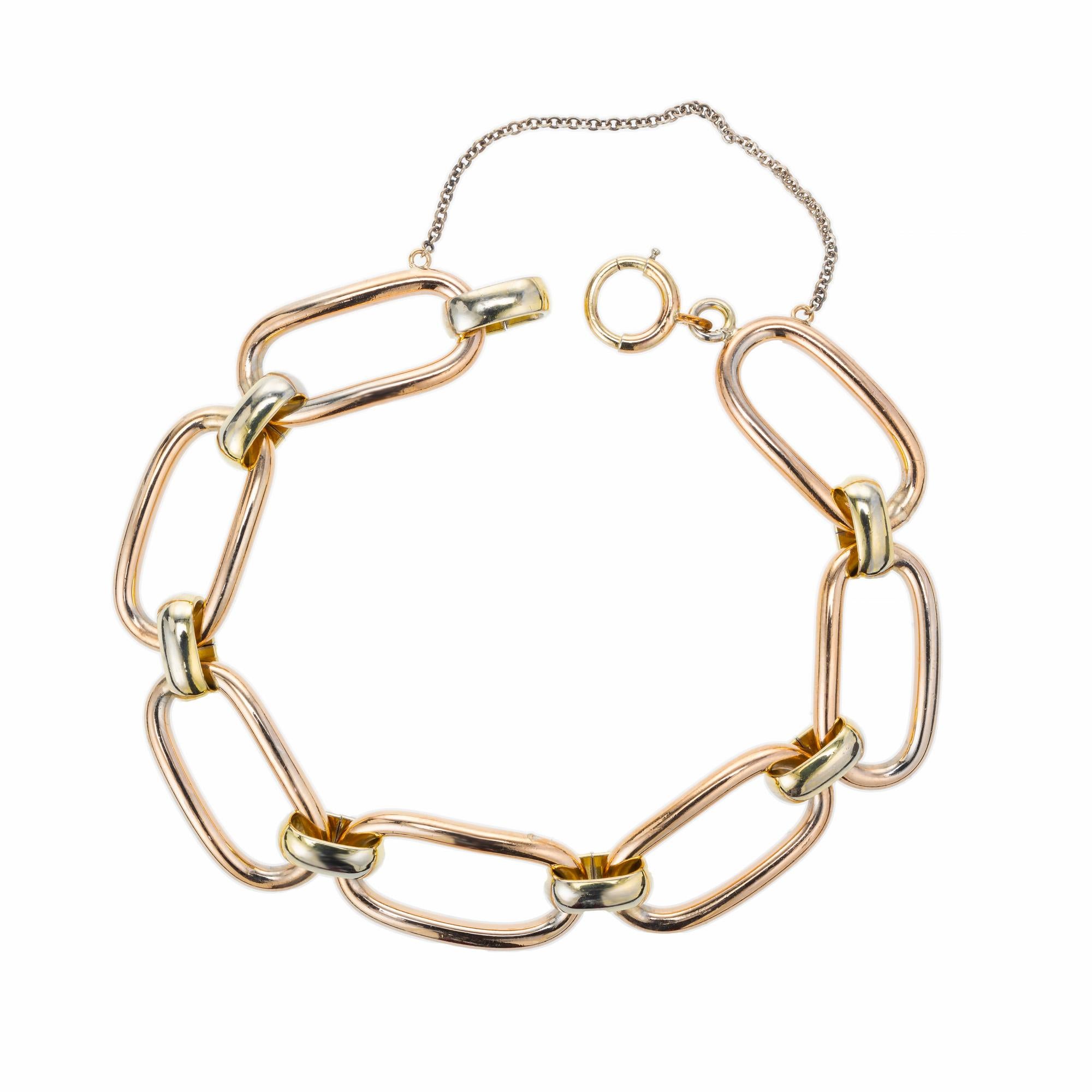 Pulsera de eslabones original de 1930 Krementz Retro de oro rosa y verde de 14 quilates. Una hábil ejemplificación de  la era Krementz Art Deo. Siete eslabones huecos rectangulares alargados de oro rosa de 14k unidos por seis anillas ovaladas de oro