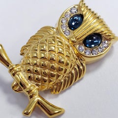 Krementz Rhinestone Sapphire and Clear Crystal Owl in Gold, Vintage 1900s