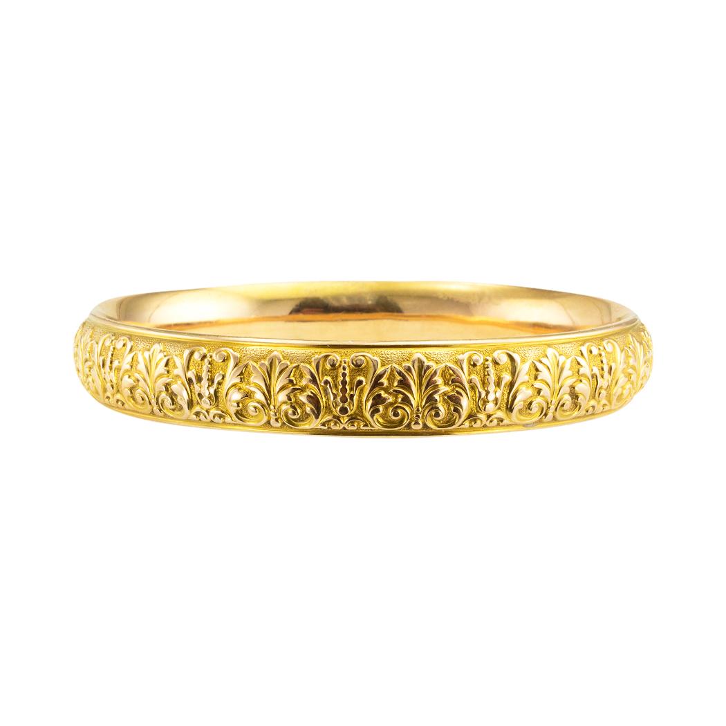 Krementz Sapphire Yellow Gold Antique Slip-On Bangle Bracelet In Good Condition In Los Angeles, CA