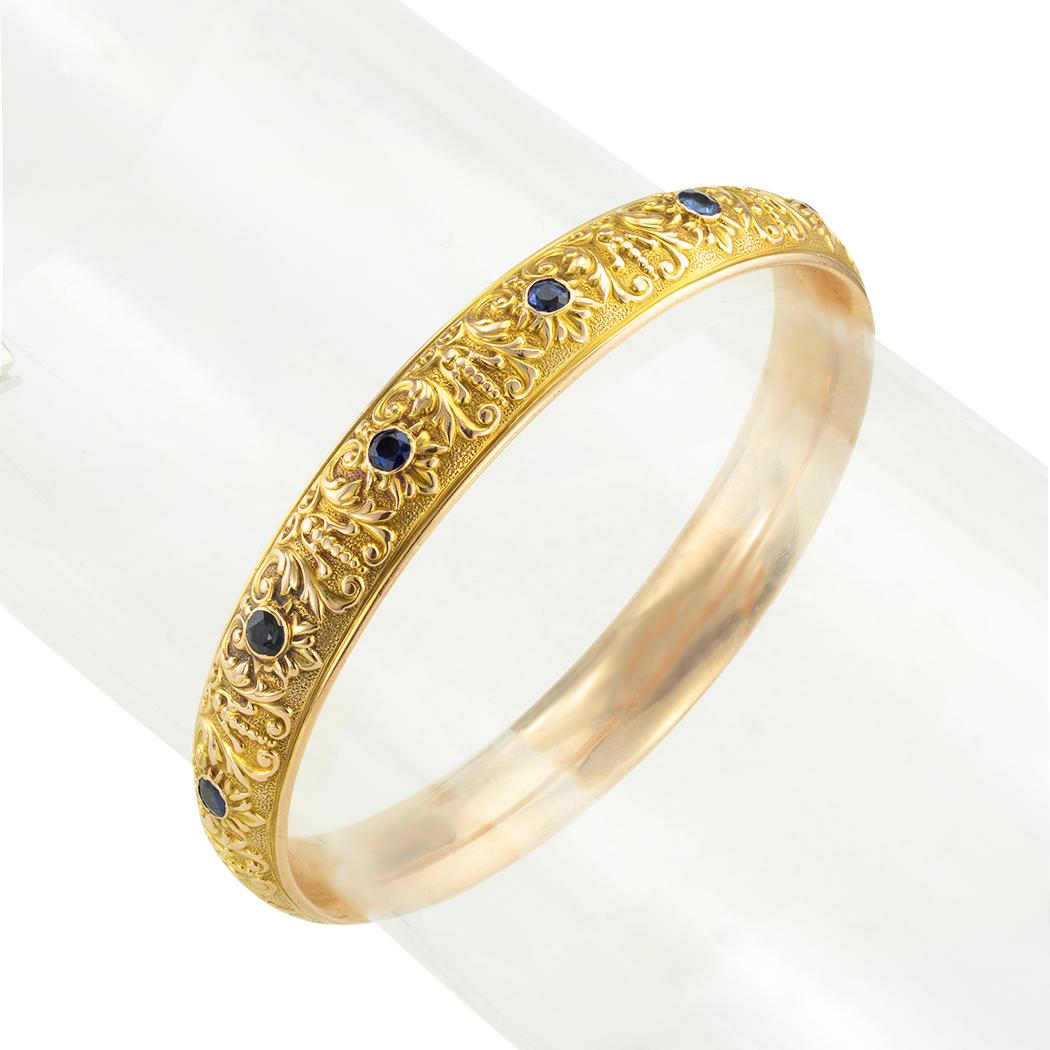 Women's or Men's Krementz Sapphire Yellow Gold Antique Slip-On Bangle Bracelet