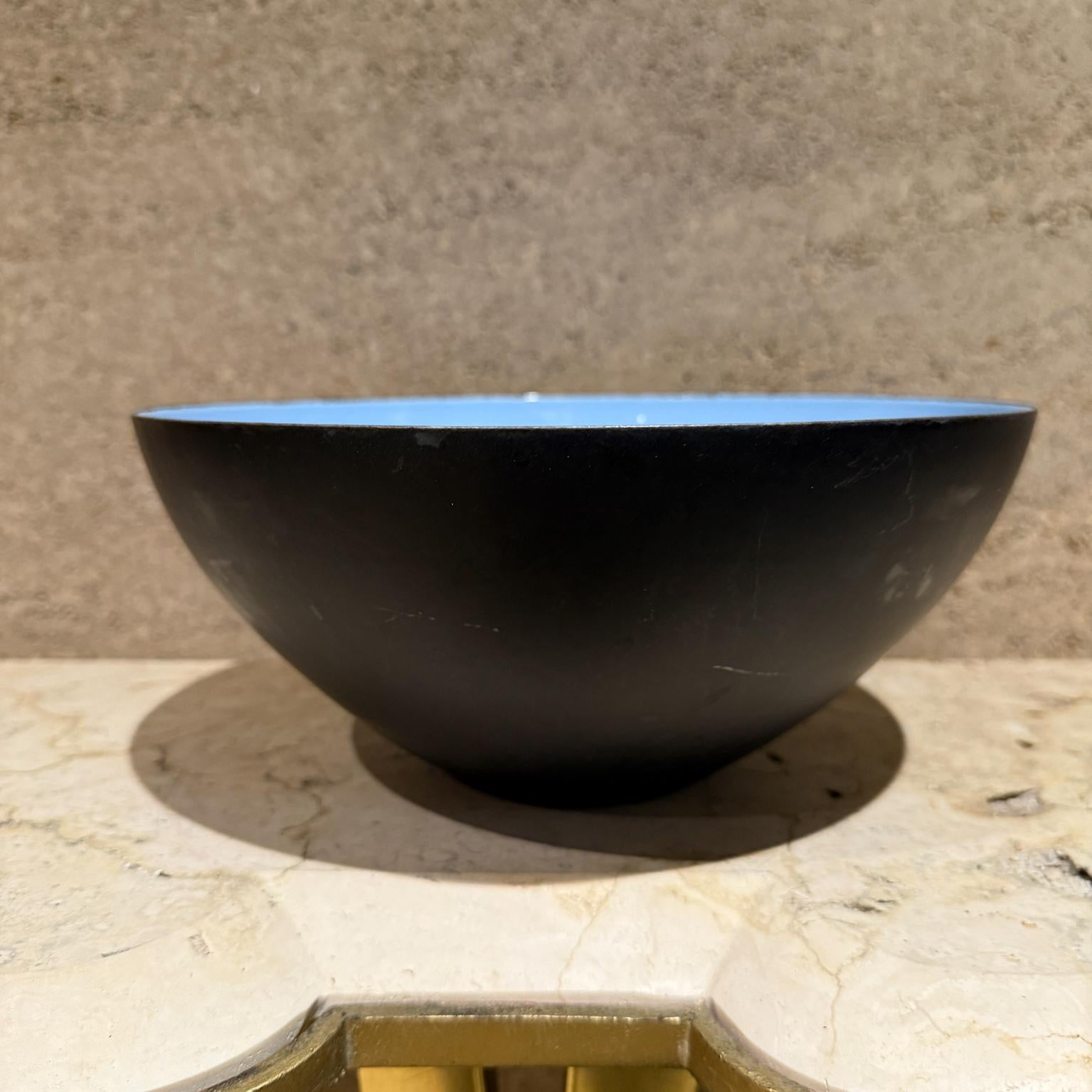 Krenit Bowl by Herbert Krenchel Blue Enamel, Denmark 1960s Scandinavian Modern In Fair Condition For Sale In Chula Vista, CA
