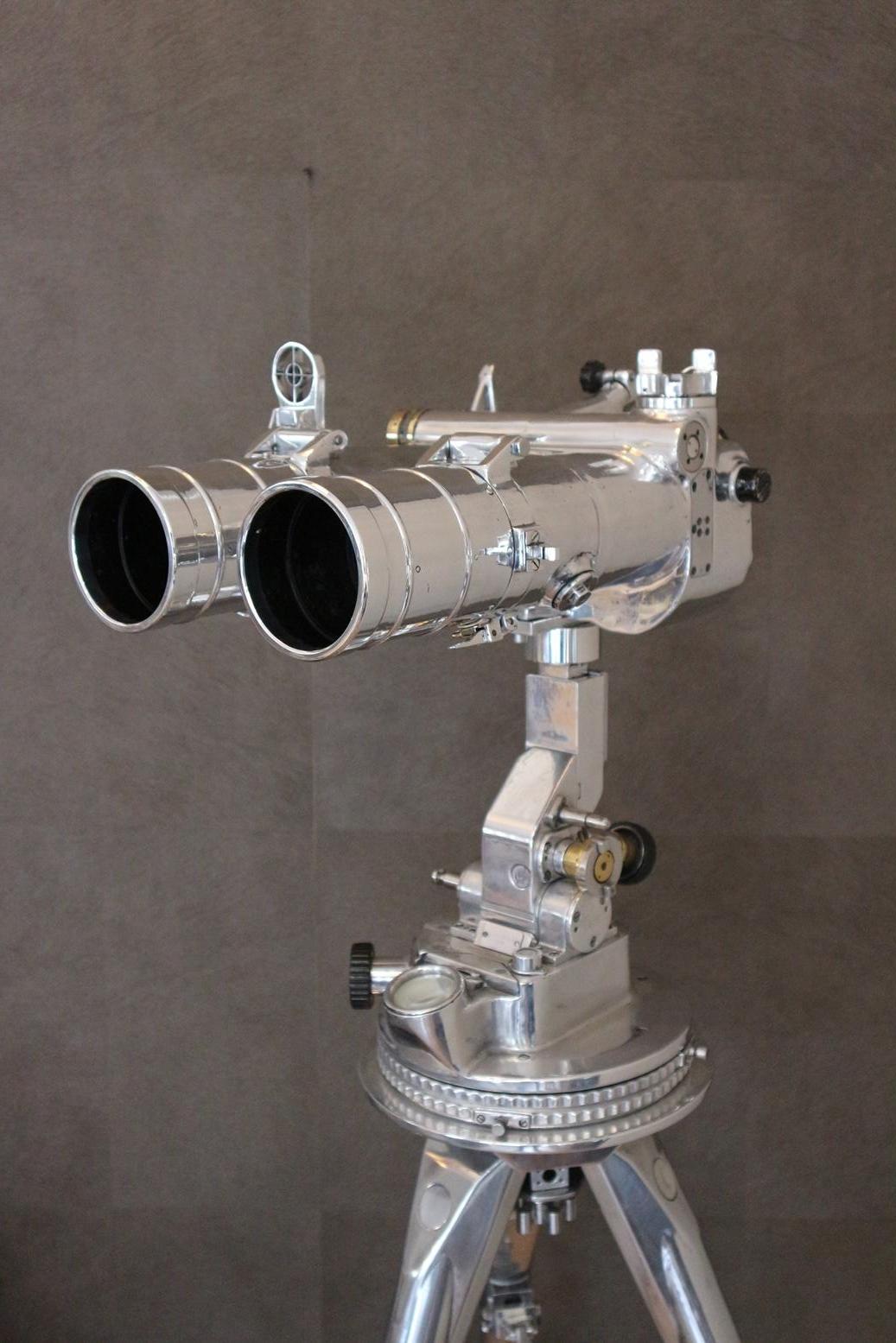 Fully polished German Kriegsmarine binoculars that were used on German warships in World War II as anti-aircraft guns and as observation viewers
The lenses are coated, which gives a particularly good optical image with more clarity,
contrast and