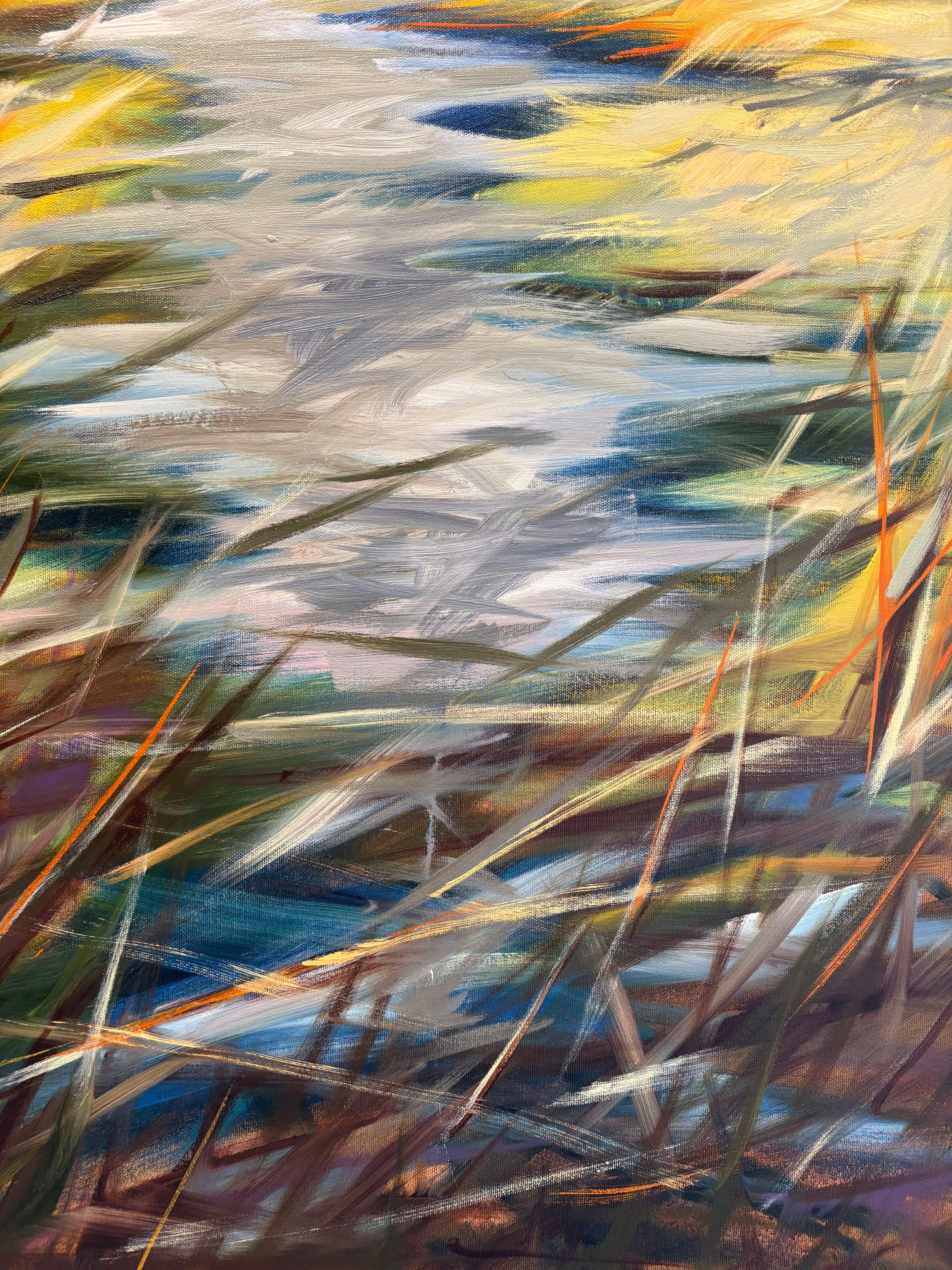 Dieses stimmungsvolle Ölgemälde von Kris Ekstrand zeigt Sumpfland, Berge und einen stürmischen Himmel im pazifischen Nordwesten. Kris' Blick auf die Naturlandschaften um sie herum ist eine Einladung zum Beobachten und zum Weitergehen. 

Kris