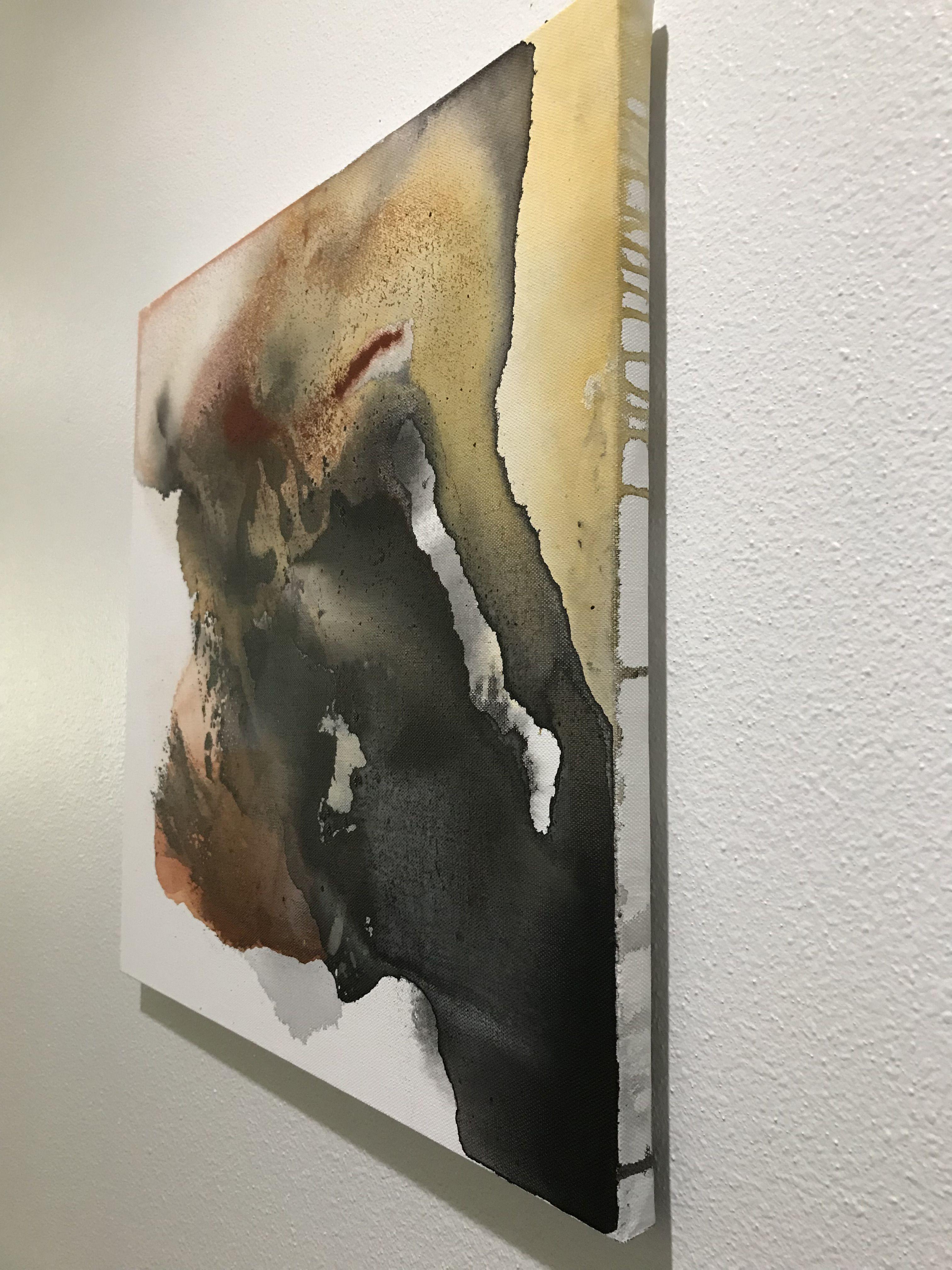 Meine Arbeit ist sehr ursprünglich und reaktionär. Es ist eine angeborene Eigenschaft, der ich dankbar nachgebe. Ich bewege mich unvoreingenommen durch das Bild, um Gedanken-, Wunsch- und Gefühlslandschaften zu erforschen, bis das Werk beginnt,