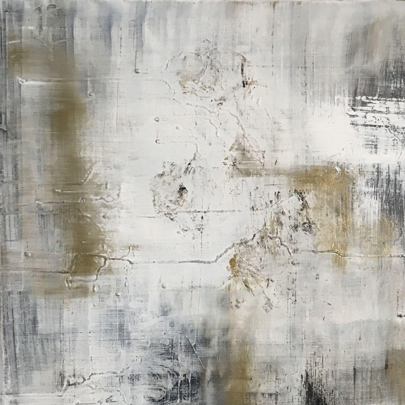 Fuera de la niebla, Pintura, Acrílico sobre lienzo - Abstract Painting Gris de Kris Mercer