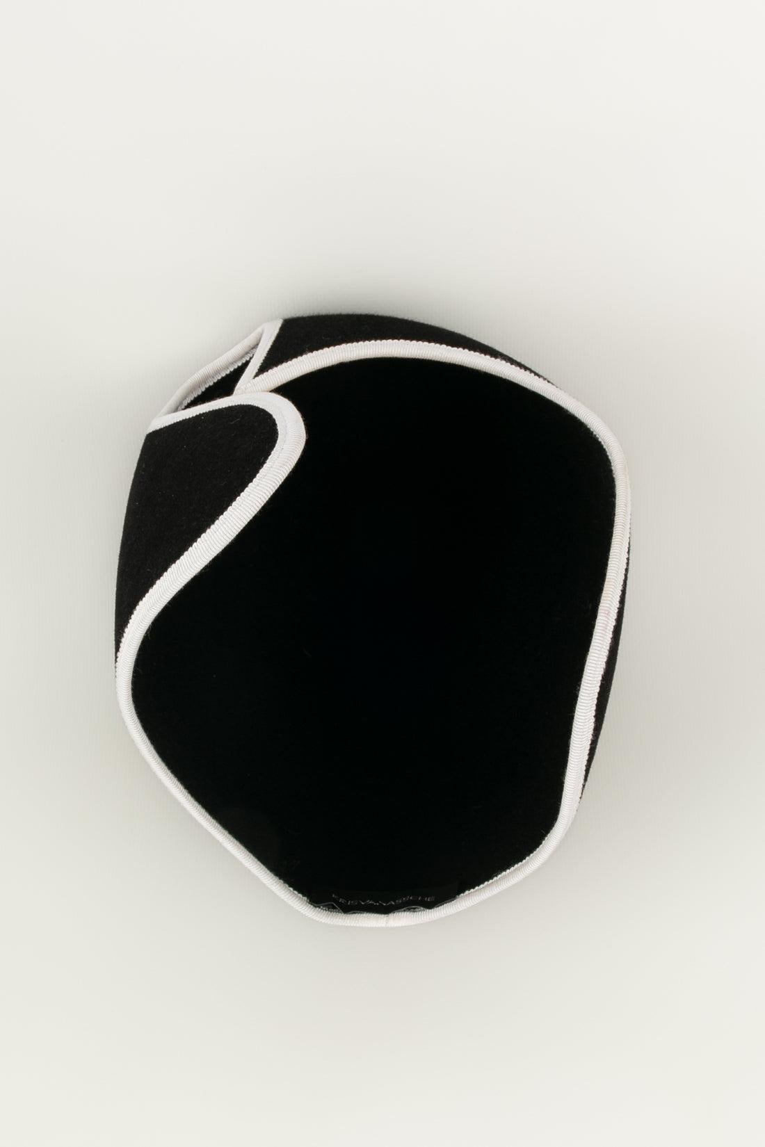 Women's Kris Van Assche Hat in Black and White