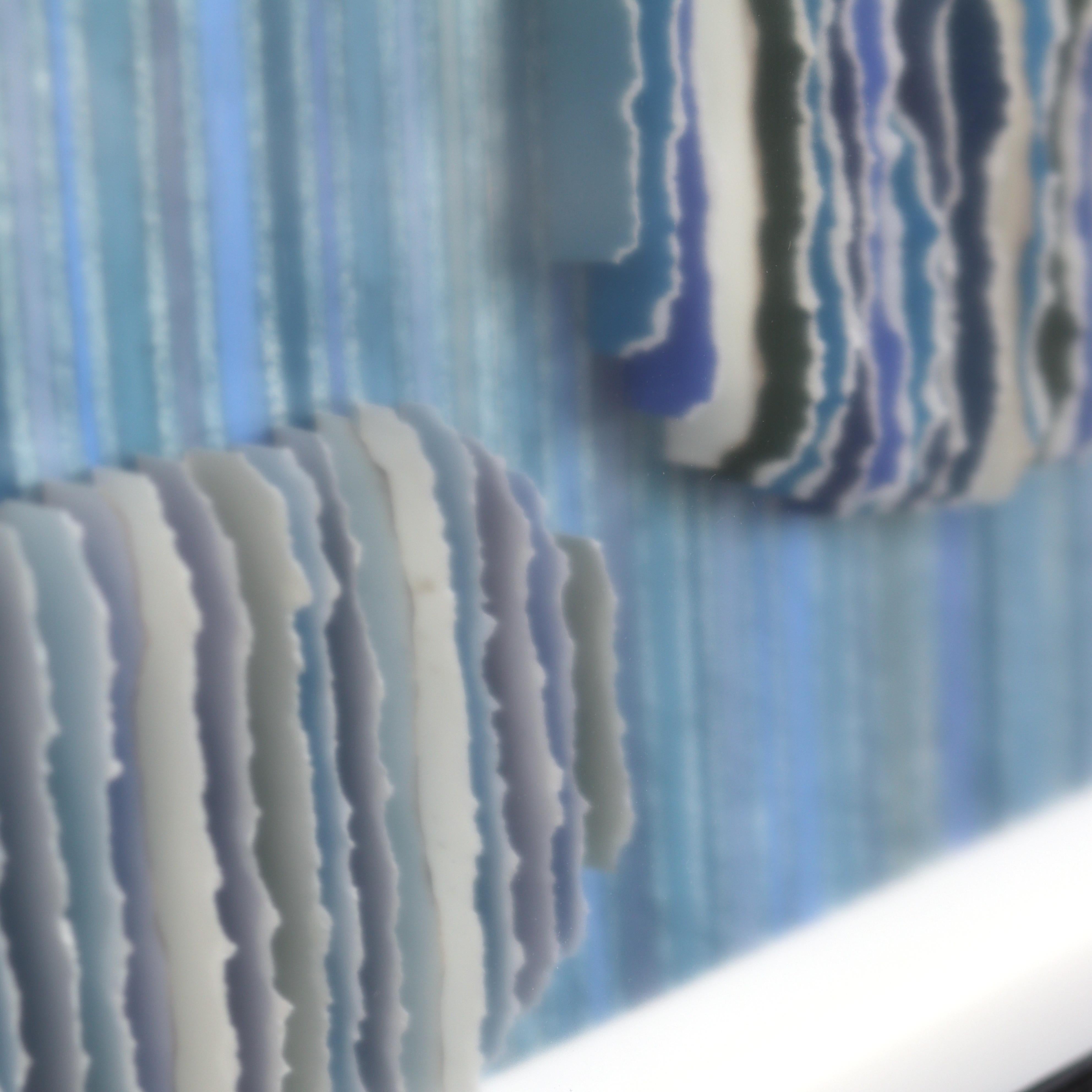 Straits and narrows - Original Abstract Blue Tone Mixed Media Sculptural Artwork en vente 8