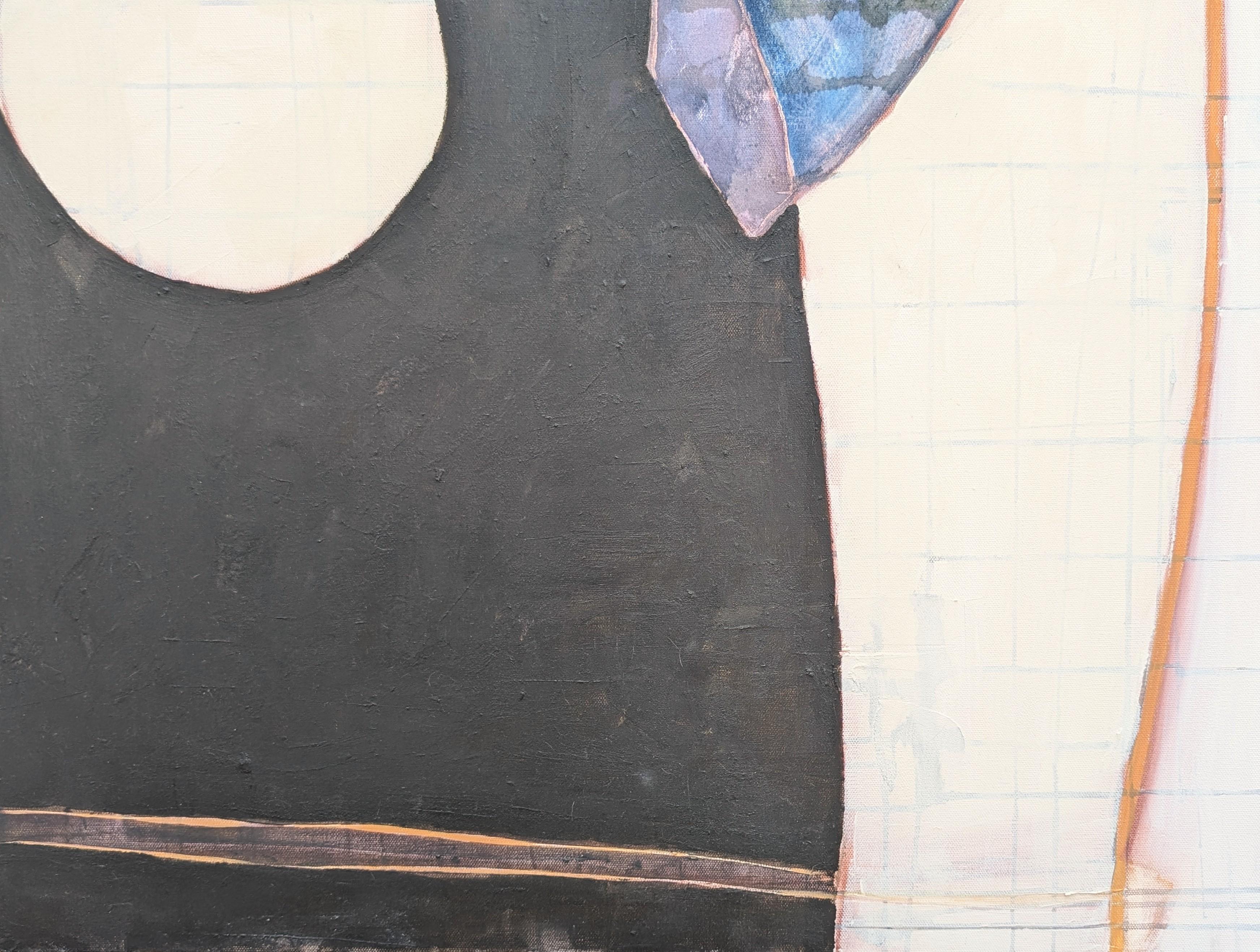 Pintura abstracta contemporánea en tonos neutros de la artista afincada en Houston Kristen Anton. La obra presenta formas abstractas negras y azules que flotan sobre un campo de color hueso. Firmado, titulado y fechado en el reverso. Actualmente sin