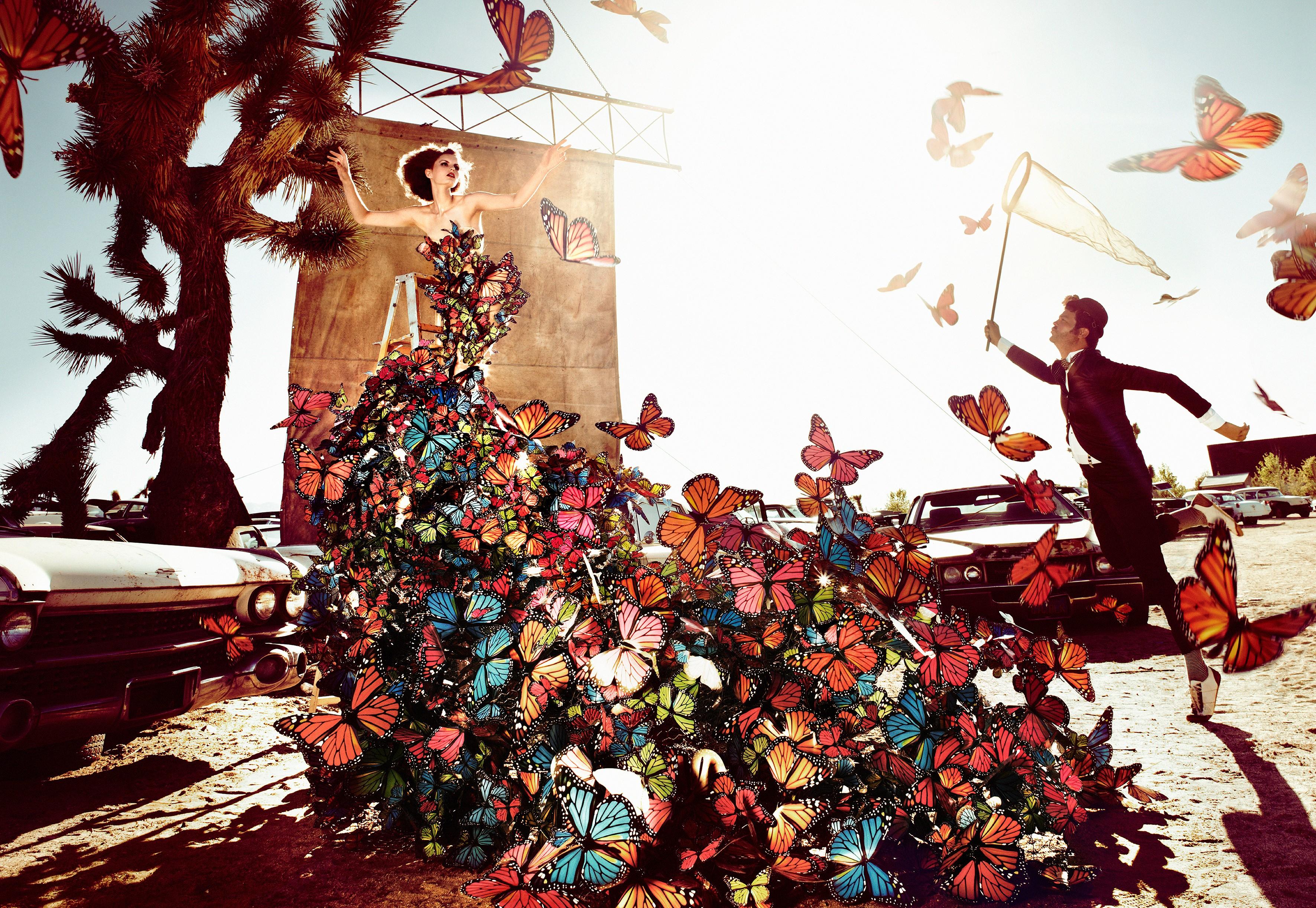 Color Photograph Kristian Schuller - Butterfly - Robe papillon surréaliste, photographie d'art, 2010