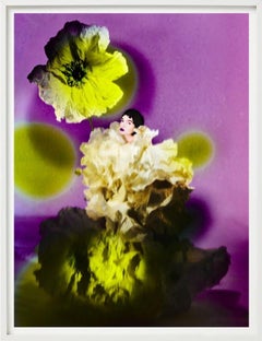 Grazia, portrait de mode abstrait avec fleur - Photographie d'art