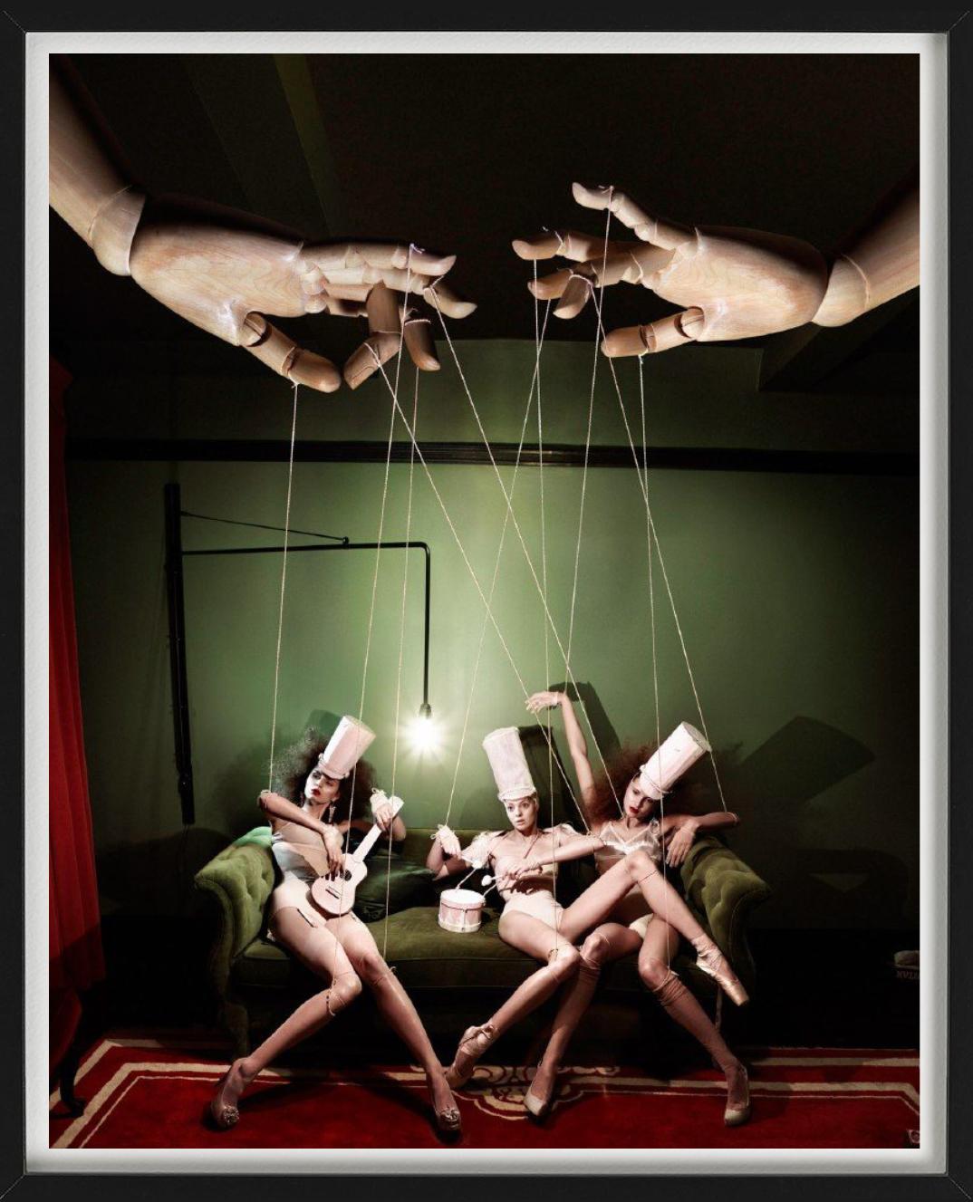 Kristian Schuller, Puppen, Kunstfotografie, 2010 im Angebot 1