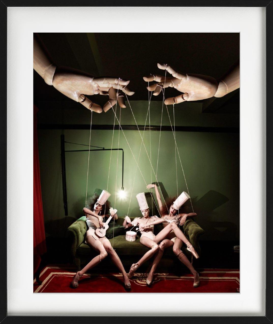 Kristian Schuller, Puppen, Kunstfotografie, 2010 im Angebot 3