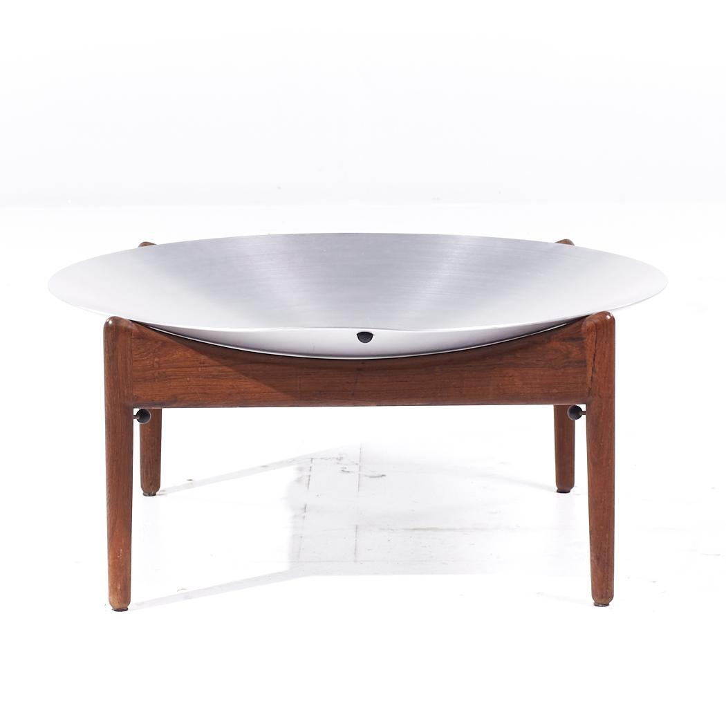 Kristian Solmer Vedel Modus Mid Century Fruit Bowl Rosewood Side Table Bon état - En vente à Countryside, IL