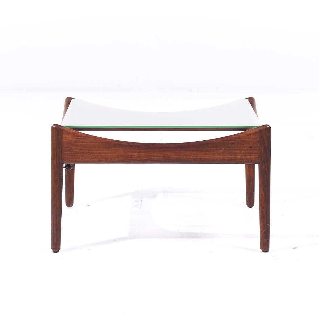 Danois Kristian Solmer Vedel Modus Table d'appoint du milieu du siècle en palissandre et verre en vente