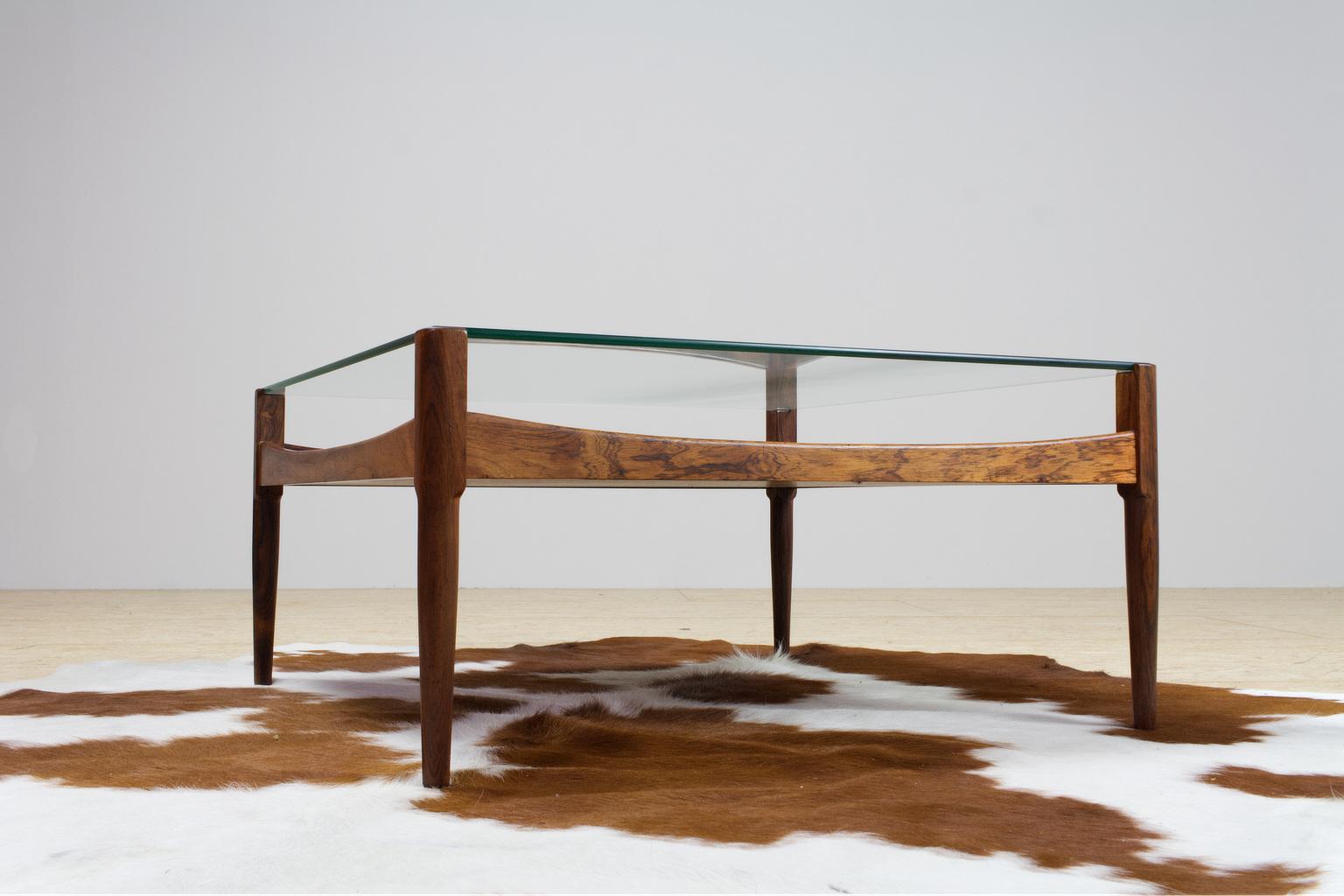 Scandinavian Modern Kristian Vedel Coffee Table in Rosewood and Glass for Willadsen, Denmark, 1960s