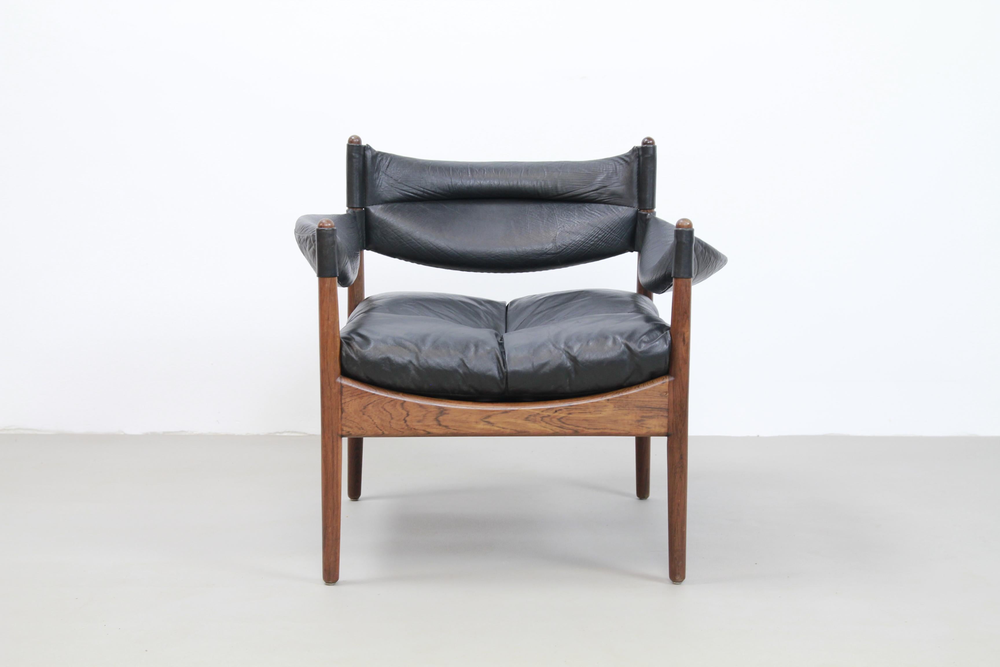 Beautiful lounge chair designed by Kristian Vedel and produced by Søren Willadsen, Vejen in 1963. This armchair has model name Modus and is Kristian's Vedel most famous design. It was also a very innovative design in the early 1960s in Denmark. The