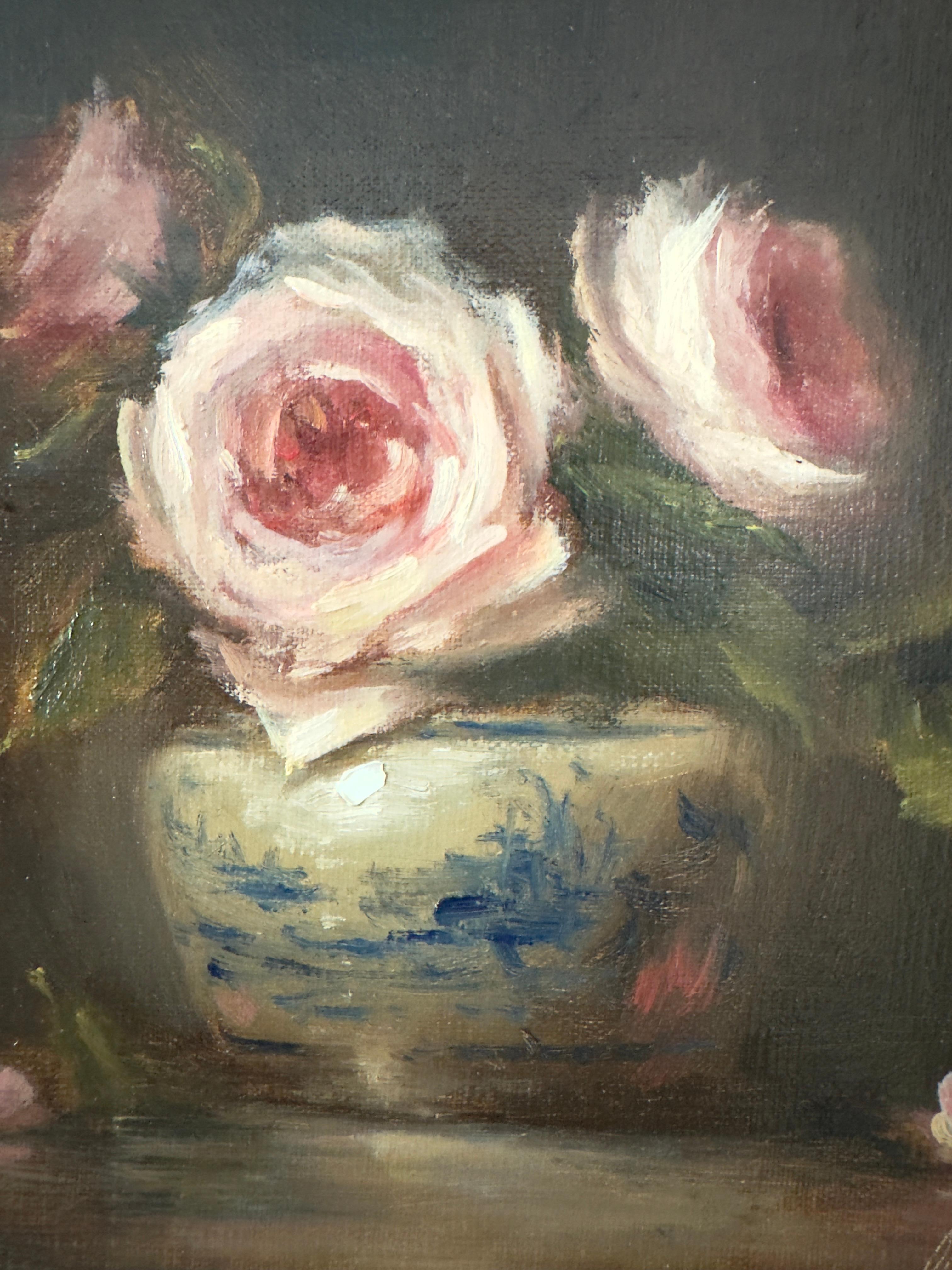 Nature morte contemporaine avec roses - Noir Still-Life Painting par Kristine Shelton