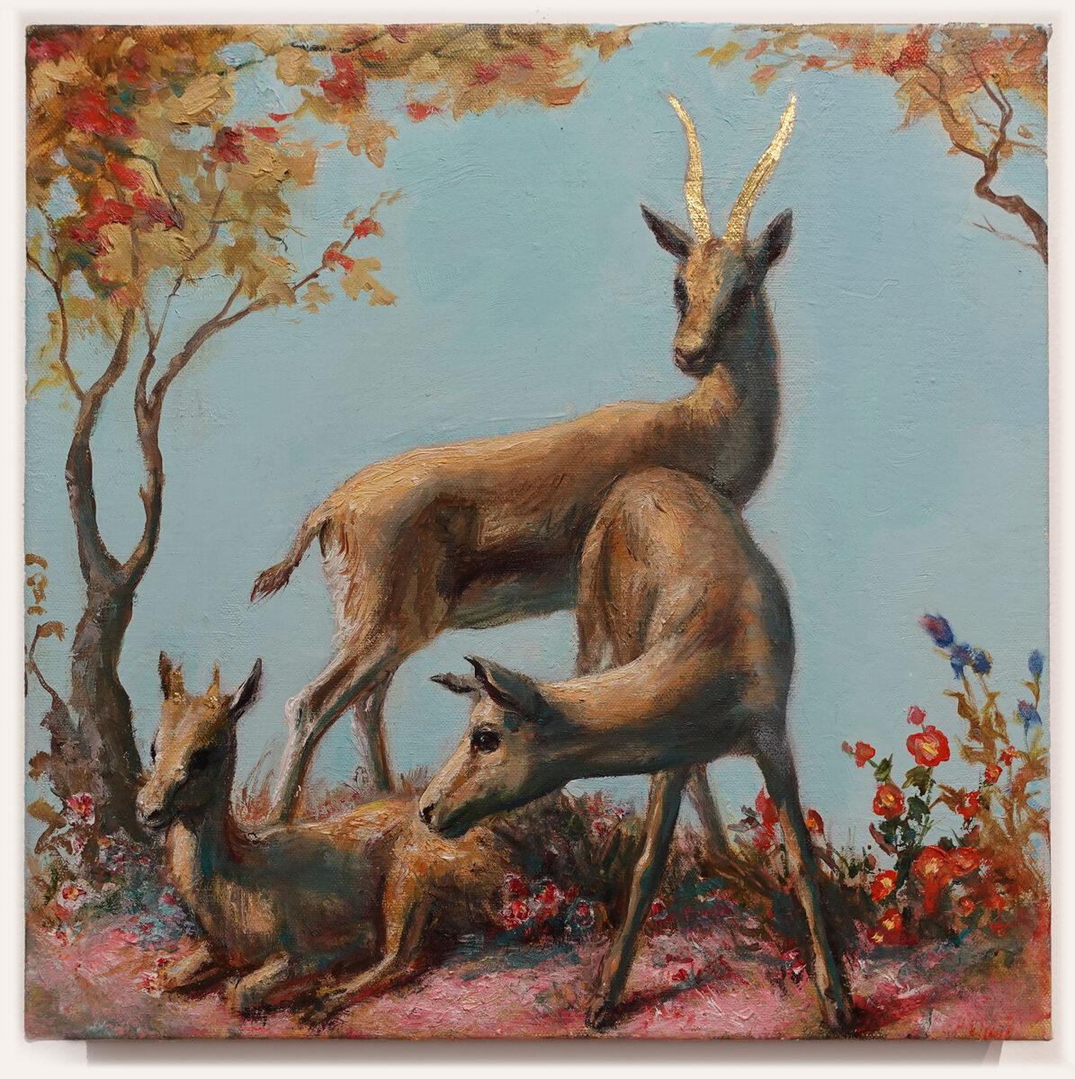 Kristy Gordon Animal Painting – "Familie" Ölgemälde, drei Antilopen, Blattgold, blauer Himmel, surrealistisch, quadratisch