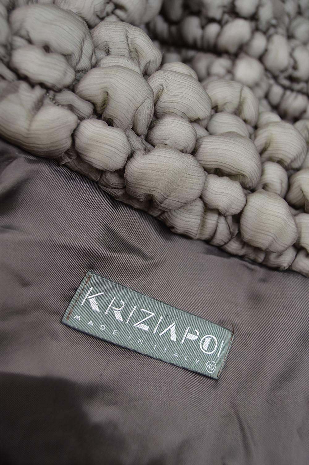 Krizia Avant Garde Bubble Textured Effect Gray Vintage Coat, 1990s For Sale 5