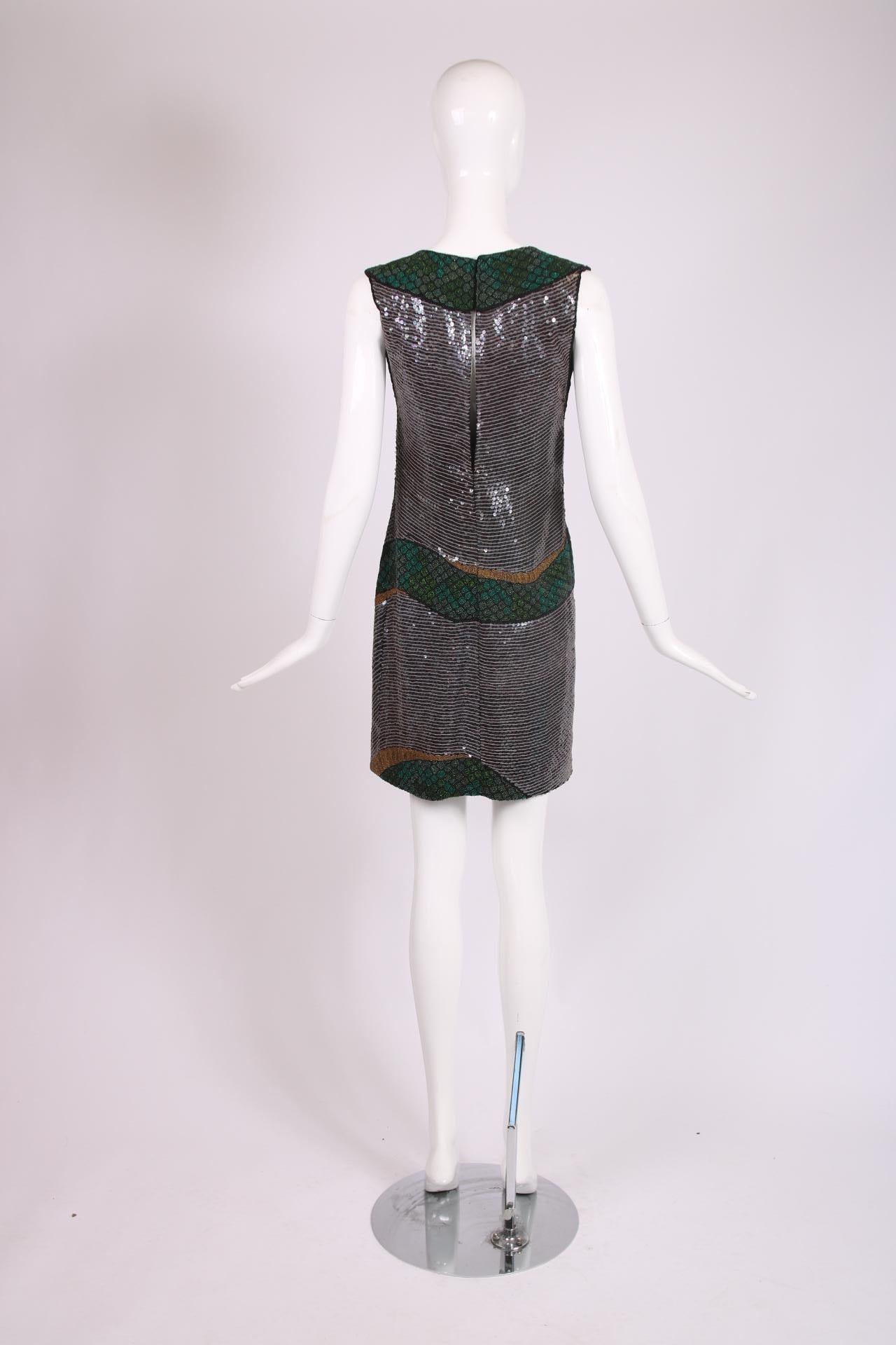 Krizia - Robe courte ornée de perles et pailletée avec motif serpent Pour femmes en vente