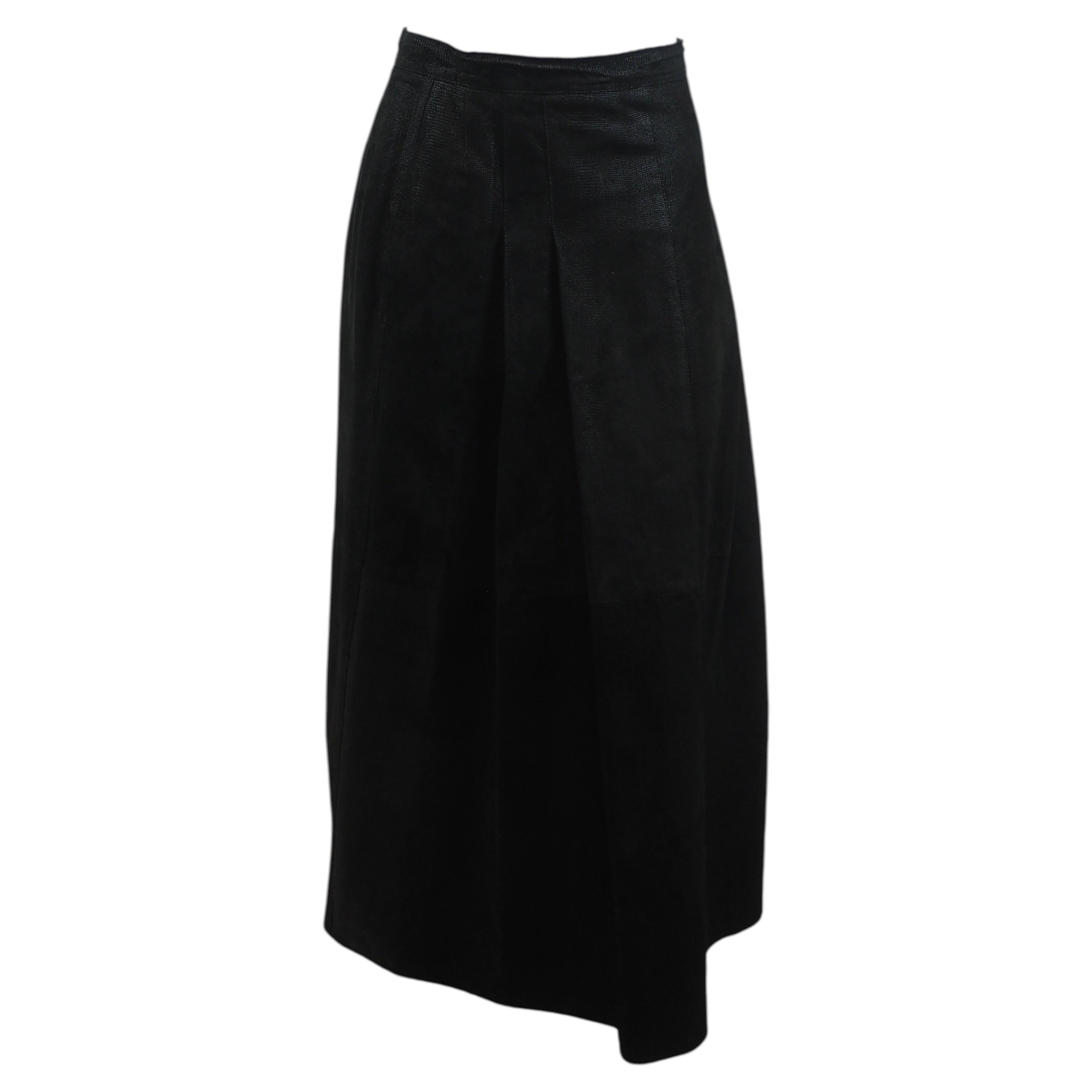 Krizia - Jupe fourreau en cuir noir en vente