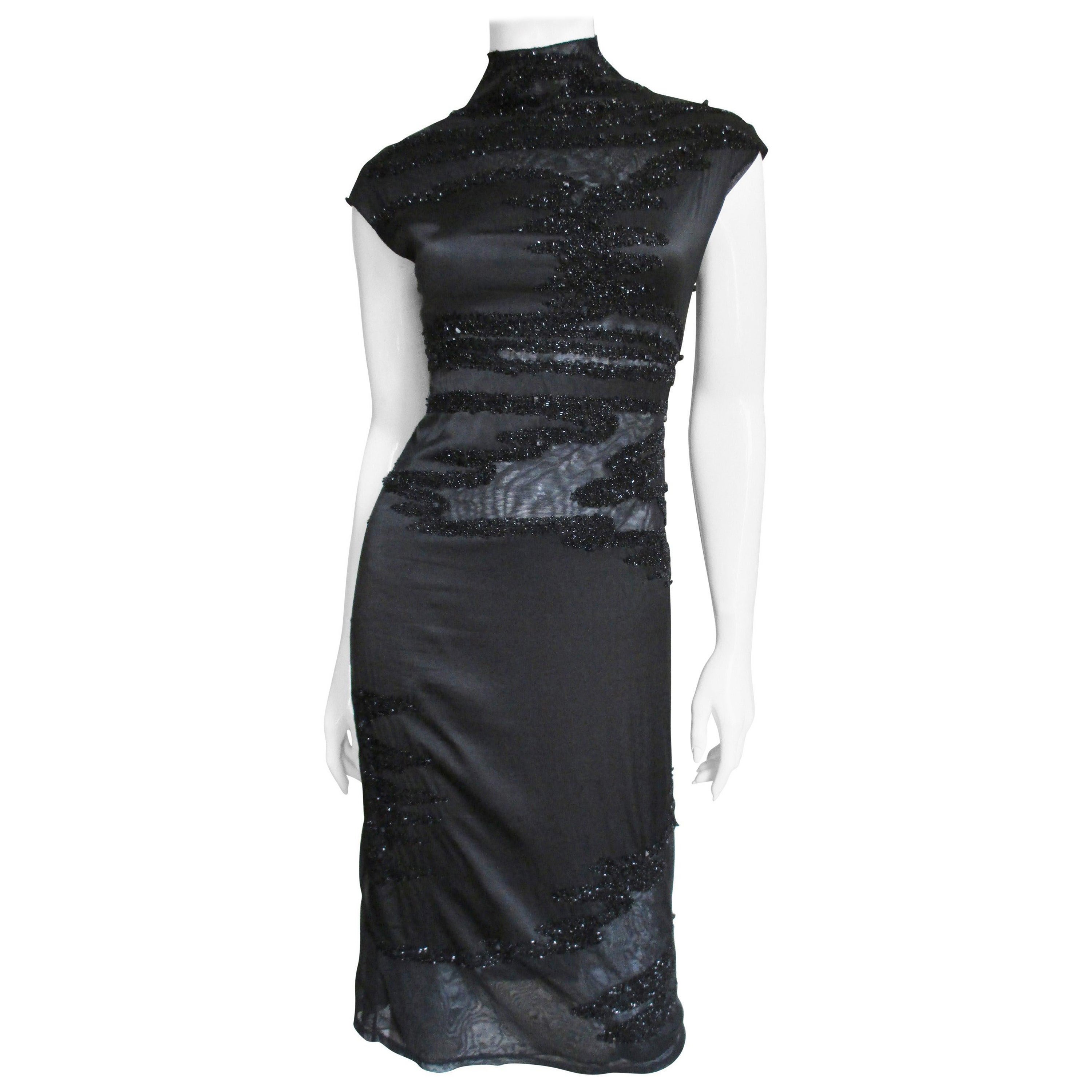 Vestido Krizia con adornos de abalorios Años 90