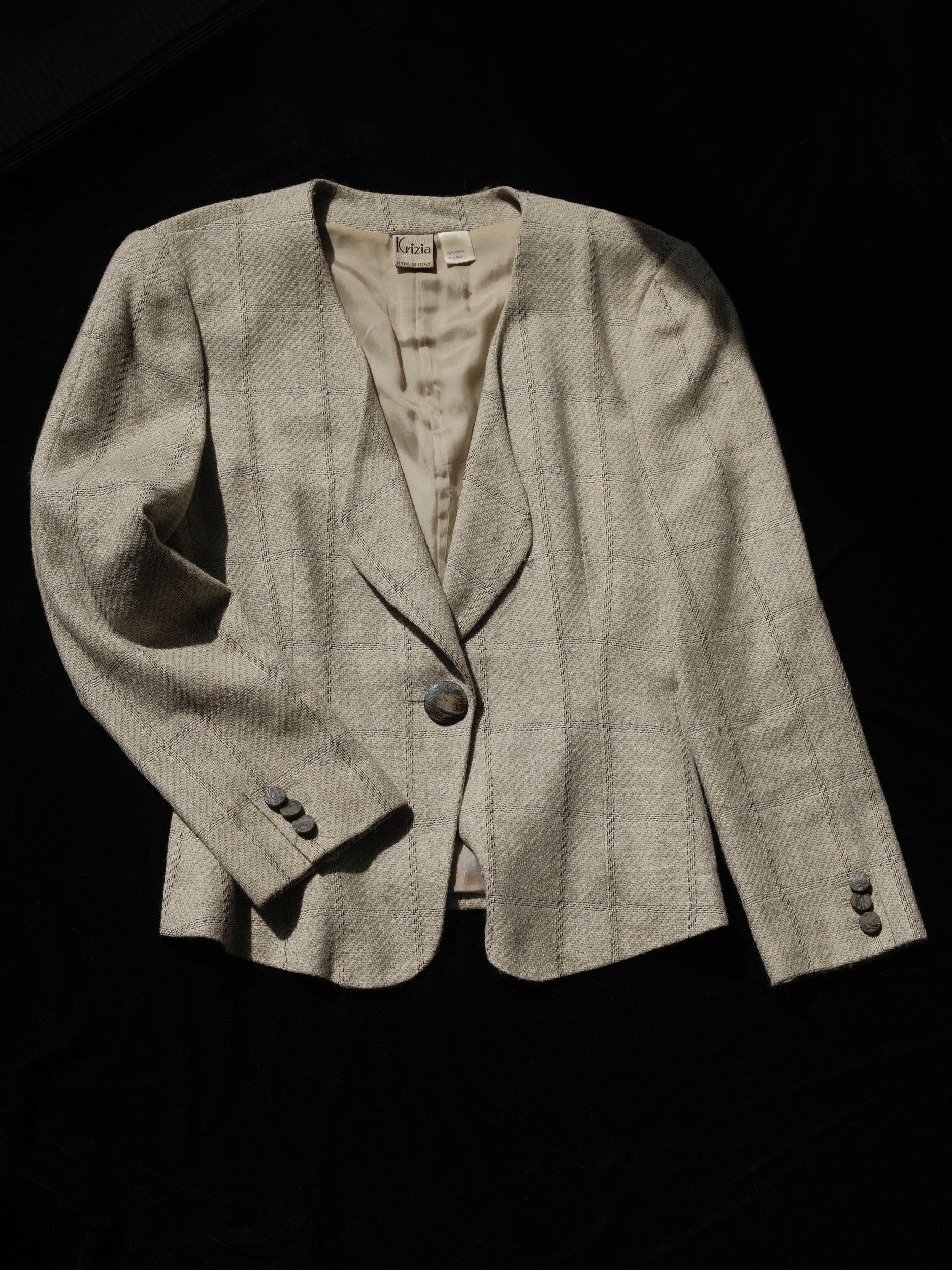 Krizia Plaid Wool and Silk Jacket 1980's Sz 42 For Sale 4