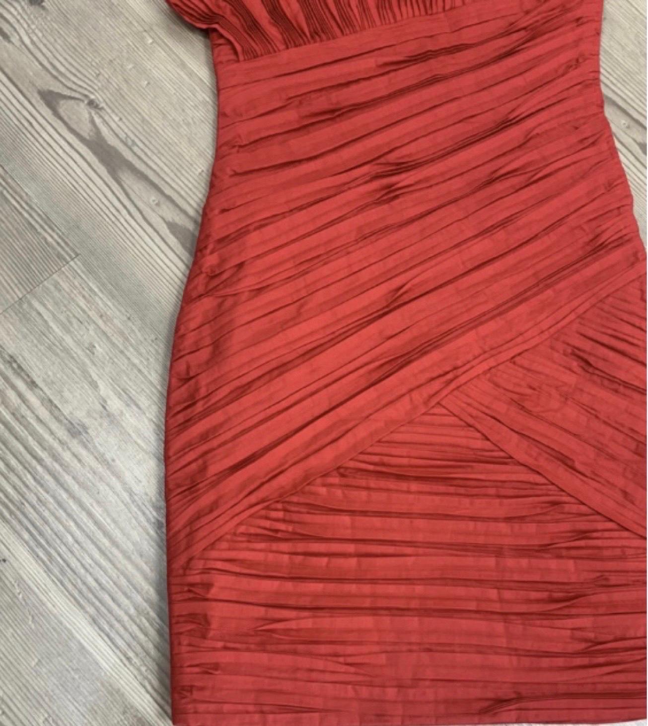Mini robe rouge Krizia Unisexe en vente