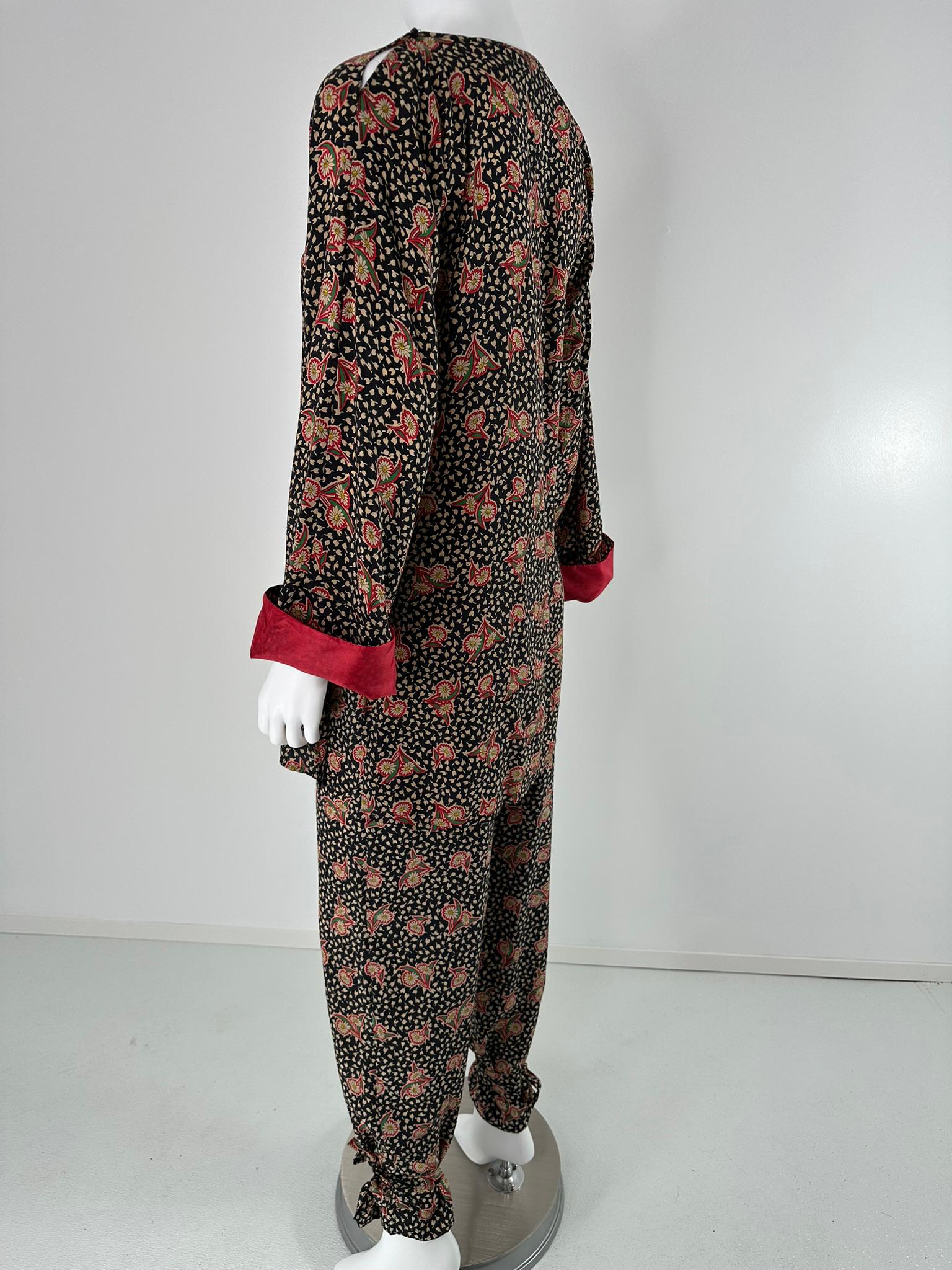 Krizia, tunica in seta con stampa floreale e set di pantaloni con lacci alla caviglia, anni '80  38 in vendita 3