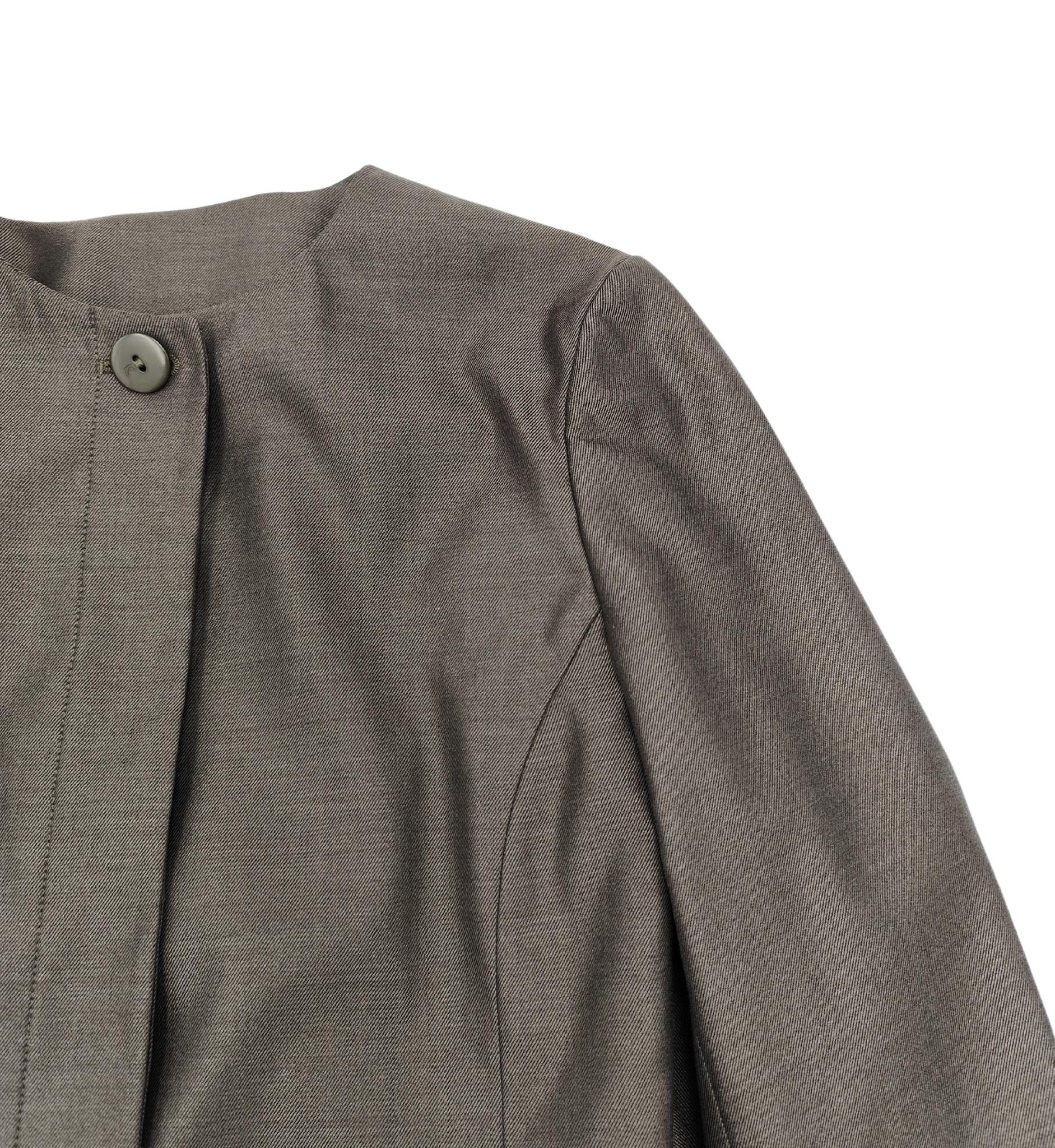 Krizia Top grey wool silk scarf blazer For Sale 1