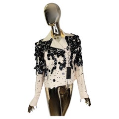 Krizia Top F/S 2013 Laufsteg Bikerjacke aus Seide mit Verzierungen