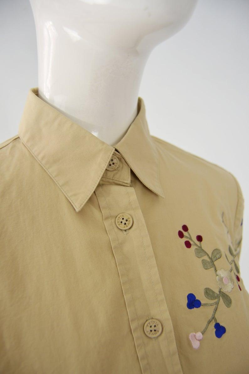 Camisa bordada vintage Krizia en venta 1