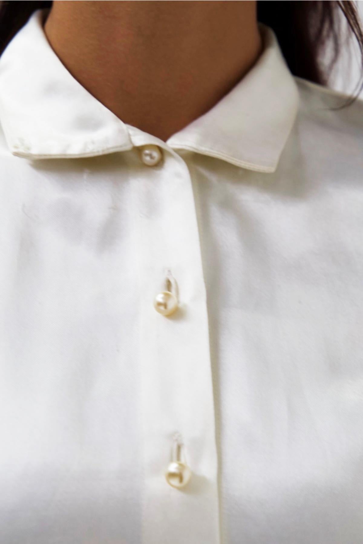 Women's Krizia Vintage Glossy White Viscose Shirt For Sale