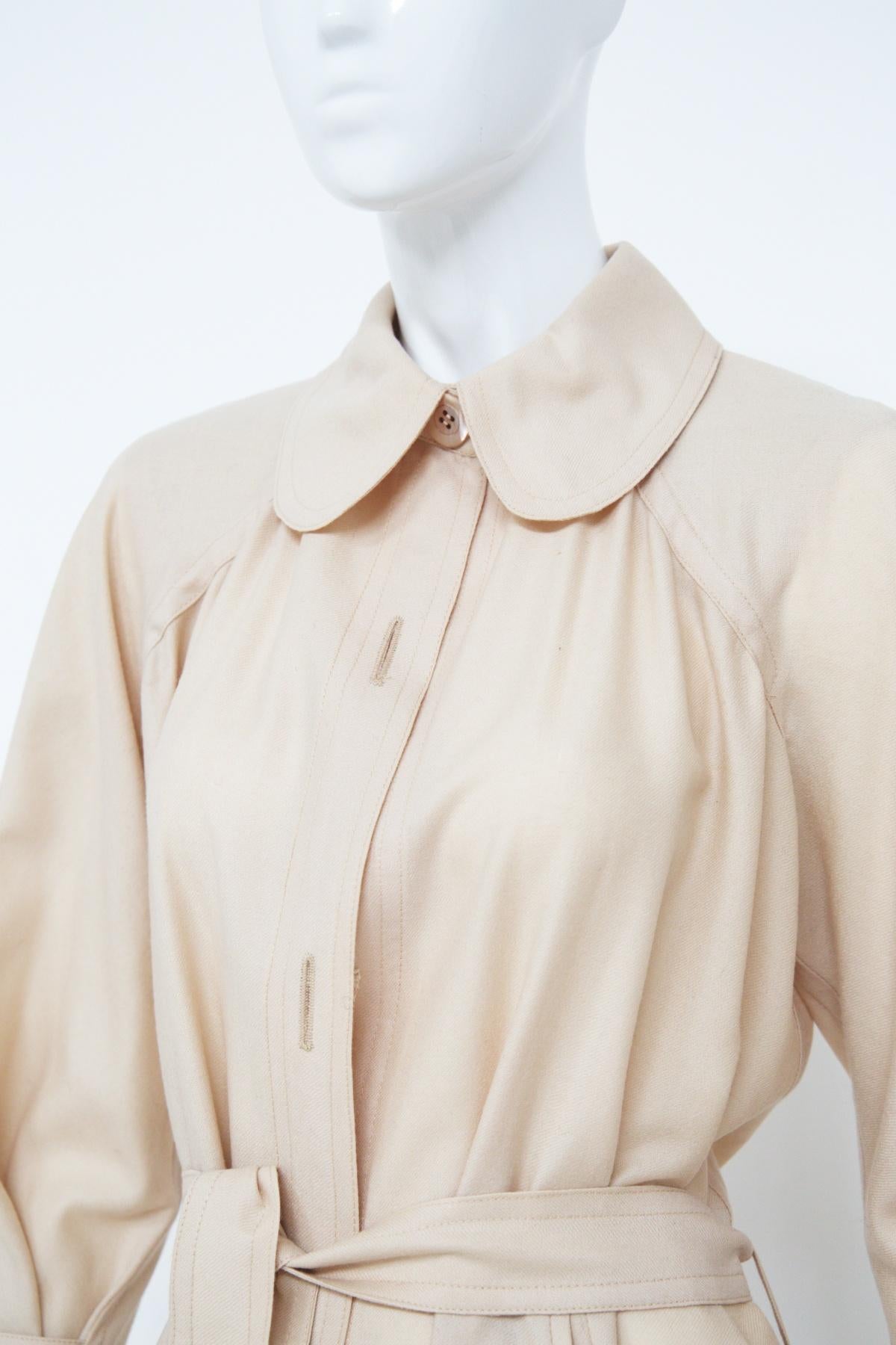 Krizia - Robe longue vintage en coton beige avec ceinture en vente 5