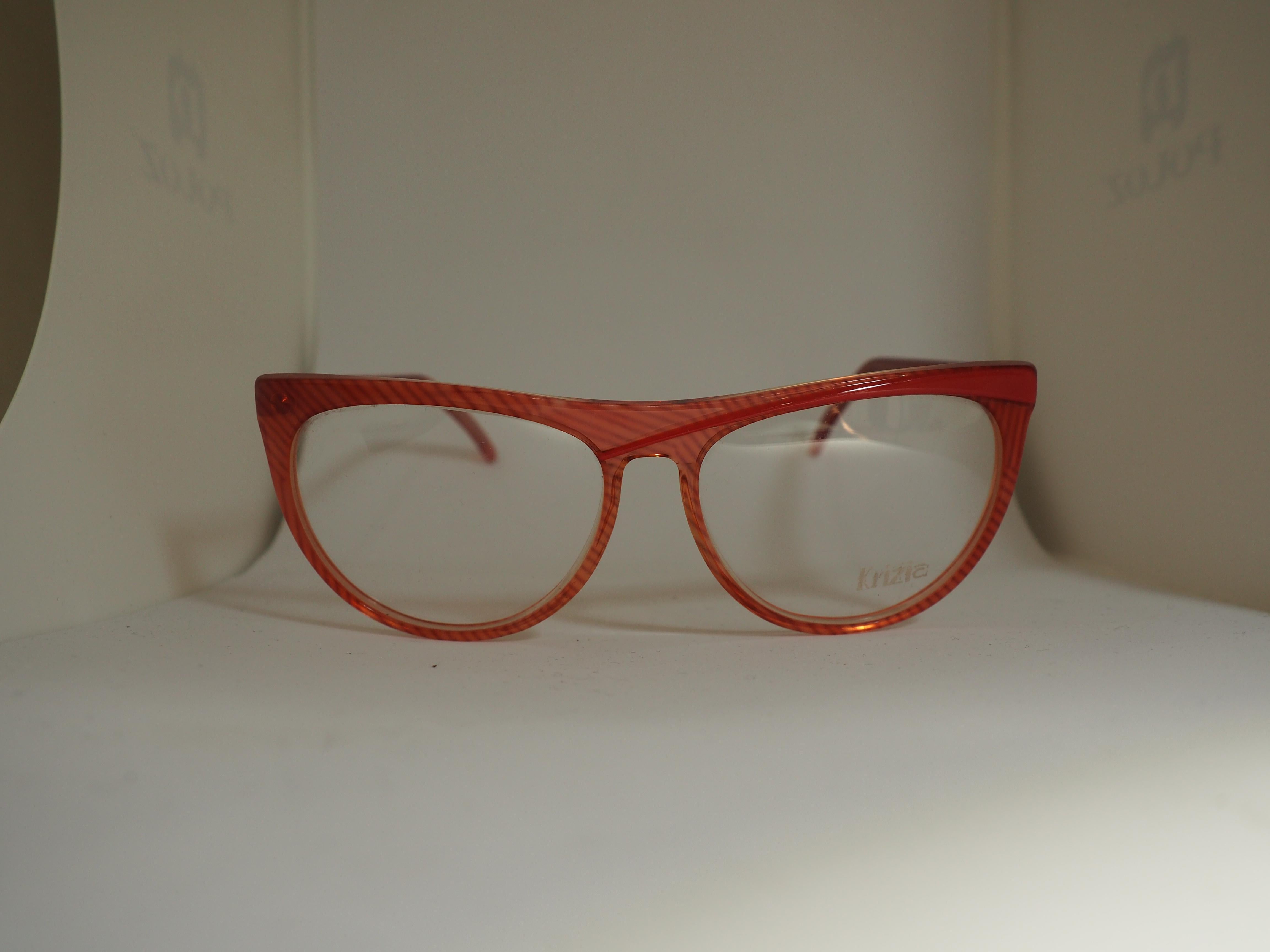 red square glasses