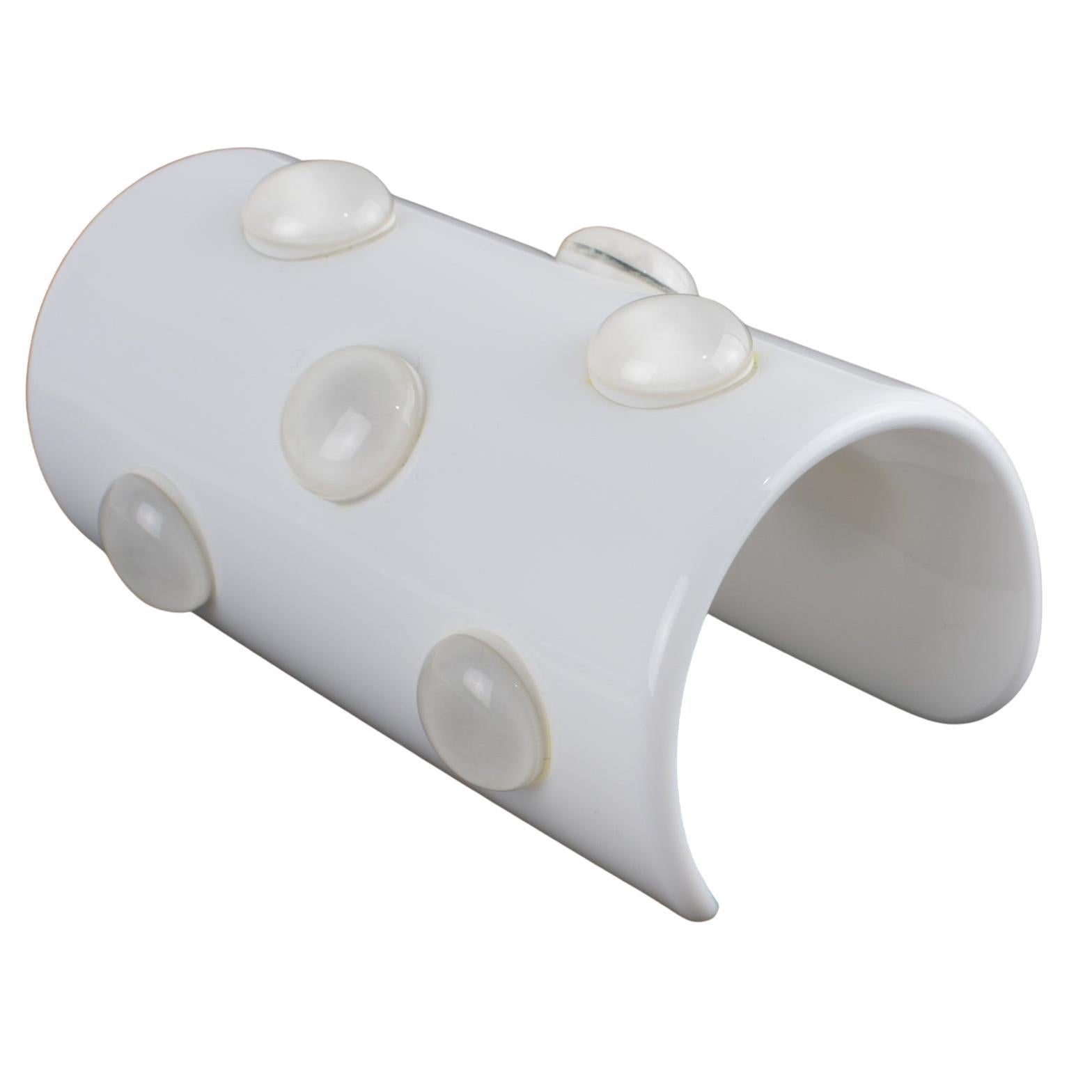 Krizia White Resin Lucite Cuff Bangle Bracelet with Cabochons en vente