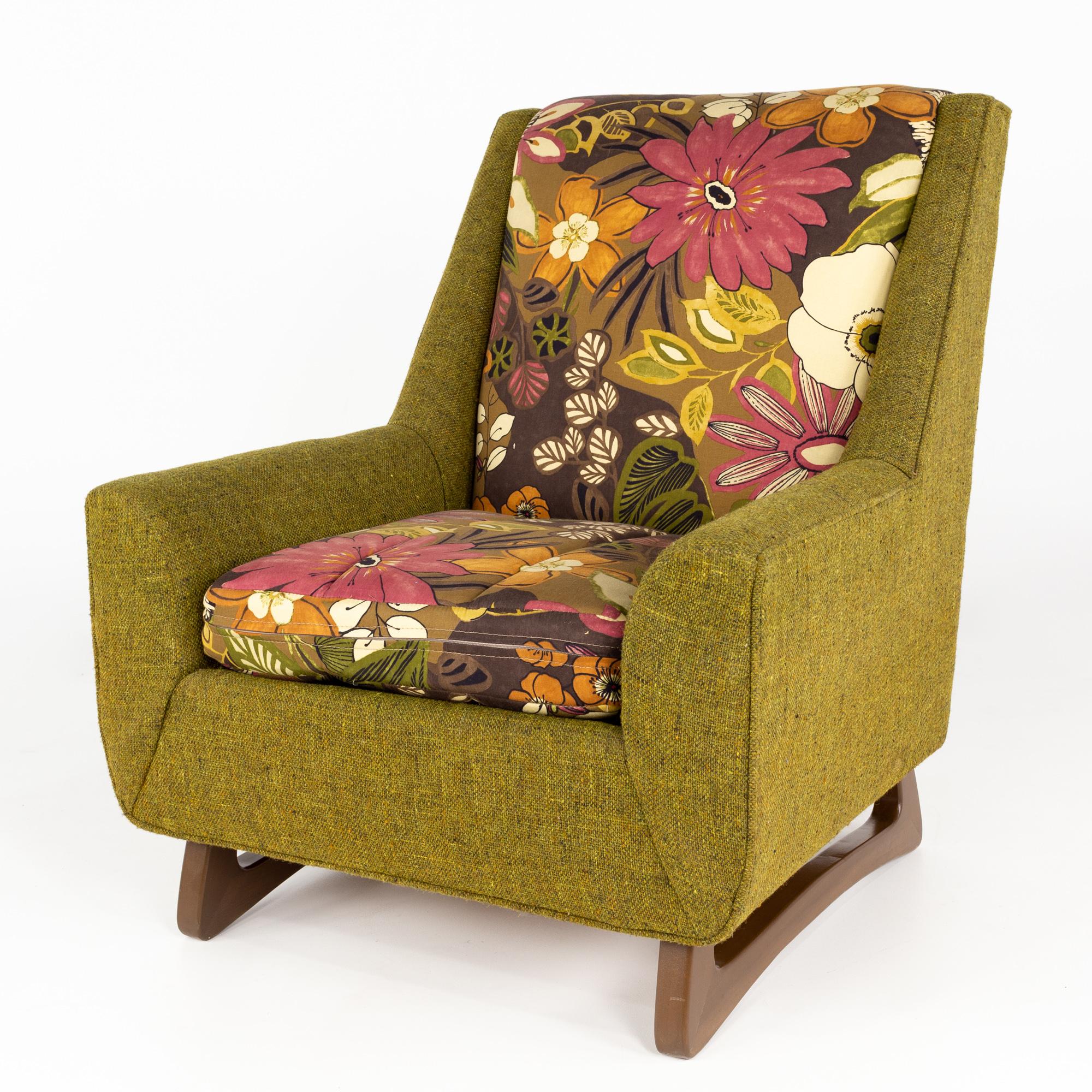 Kroehler Adrian Pearsall Style Contemporary Armchair In Good Condition In Countryside, IL