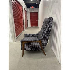 Kroehler Avant Navy Blue Sculptural Lounge Chair