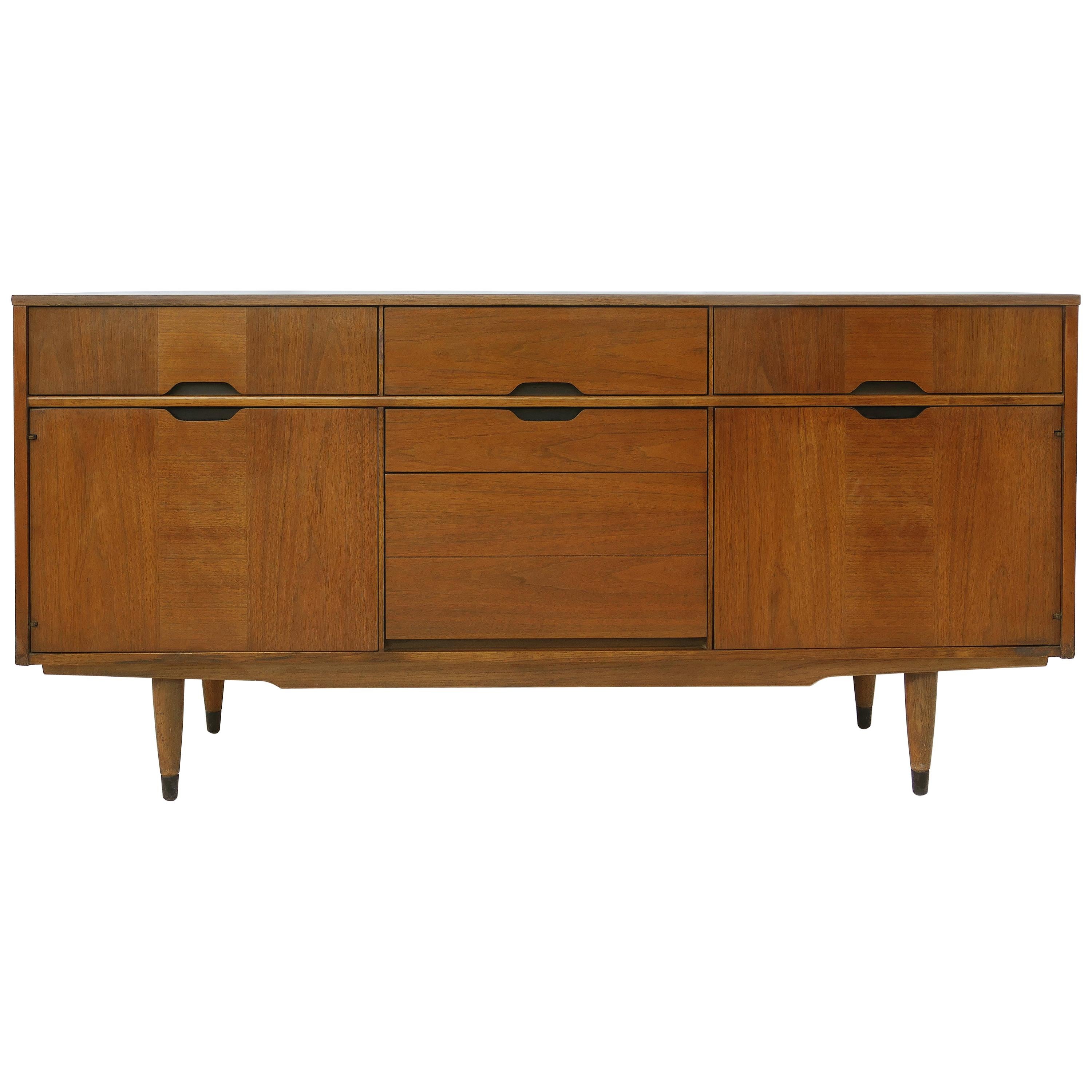 Kroehler Custom Crafted Mid-Century Modern Credenza