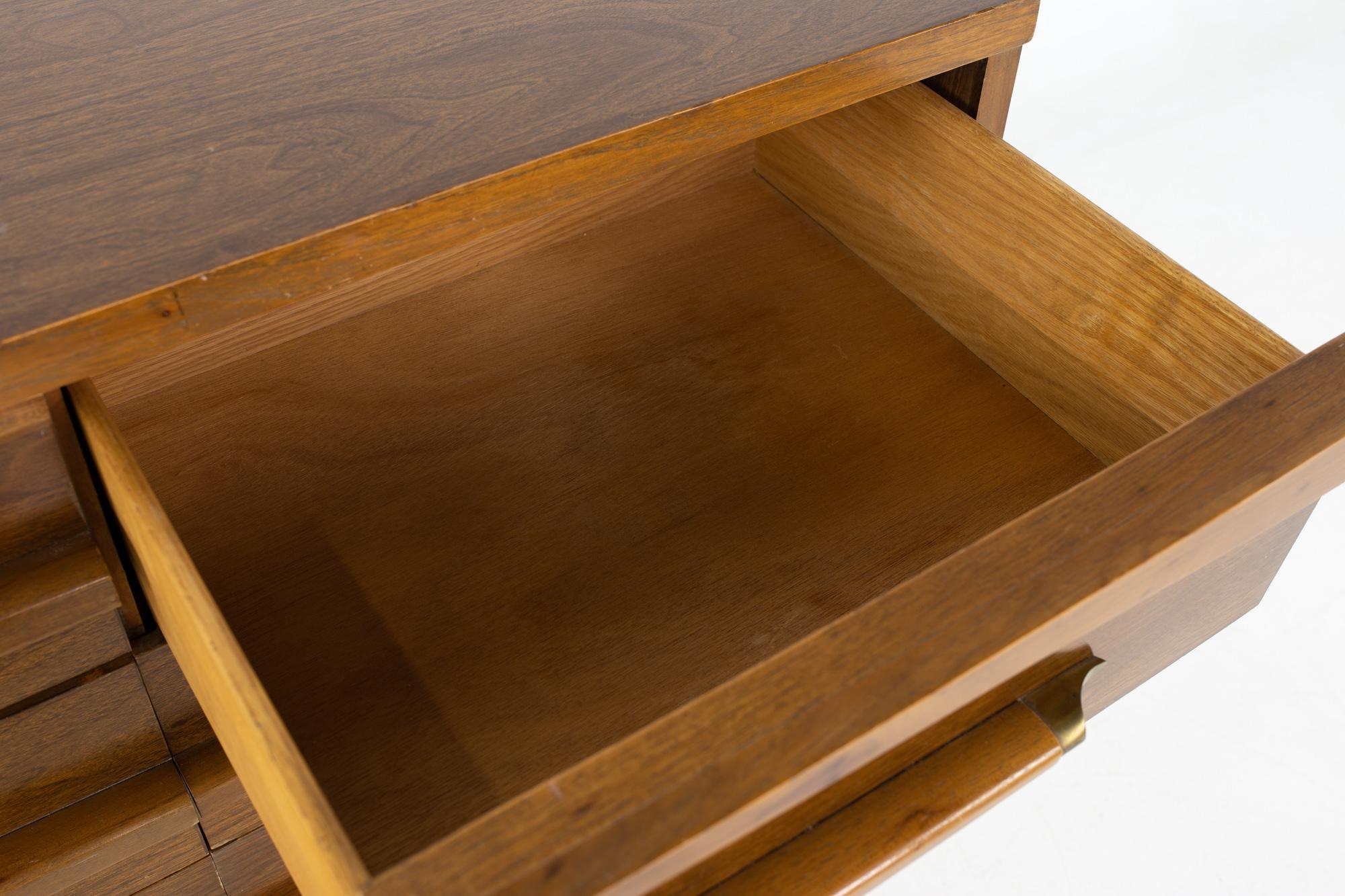 Late 20th Century Kroehler Furniture Mid Century Walnut and Brass 9 Drawer Lowboy Dresser