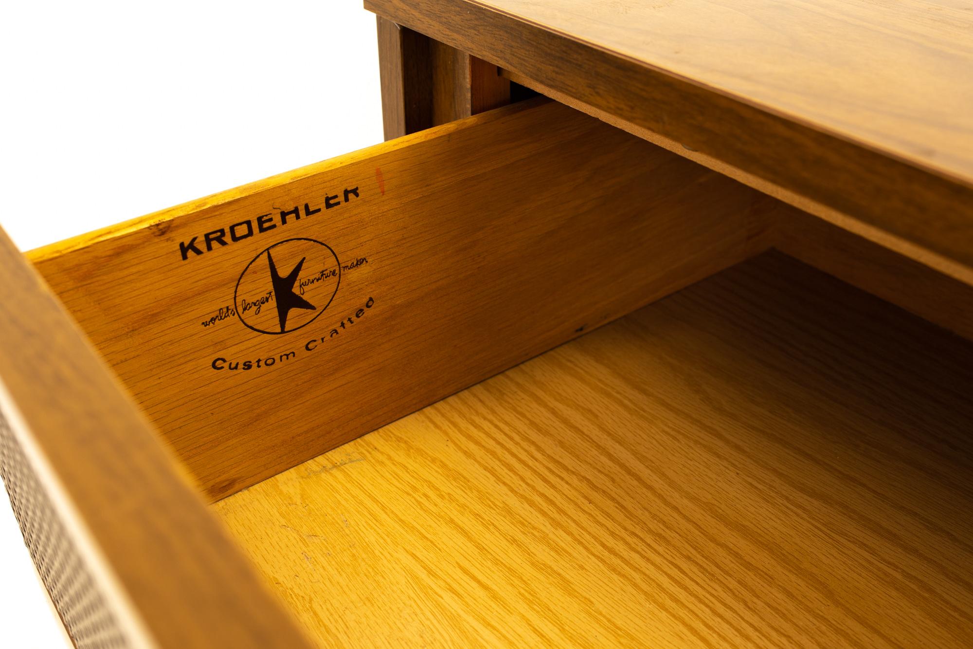 Wood Kroehler Mid Century Walnut Formica 4 Drawer Highboy Dresser