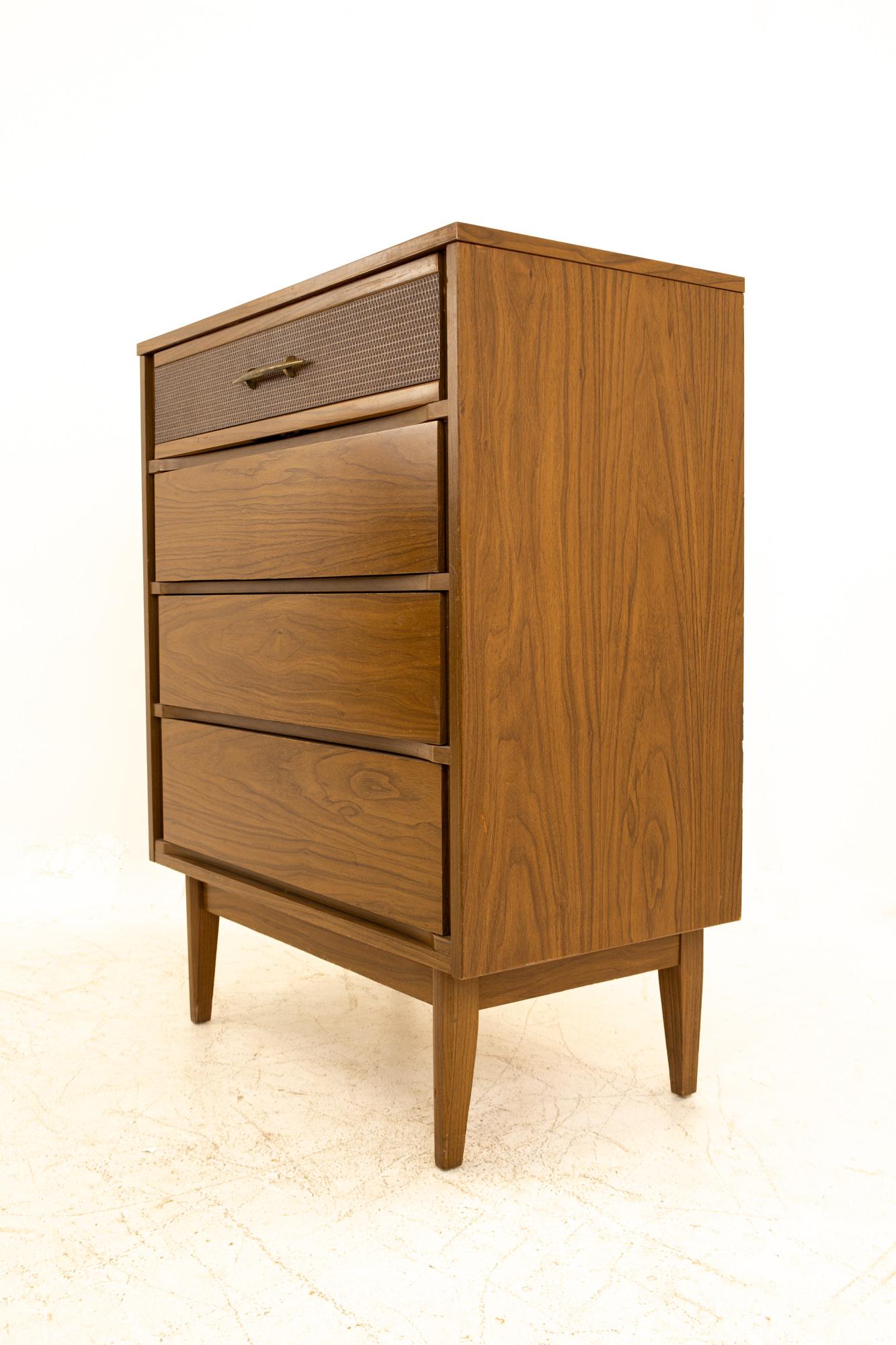 Mid-Century Modern Kroehler Mid Century Walnut Formica 4 Drawer Highboy Dresser