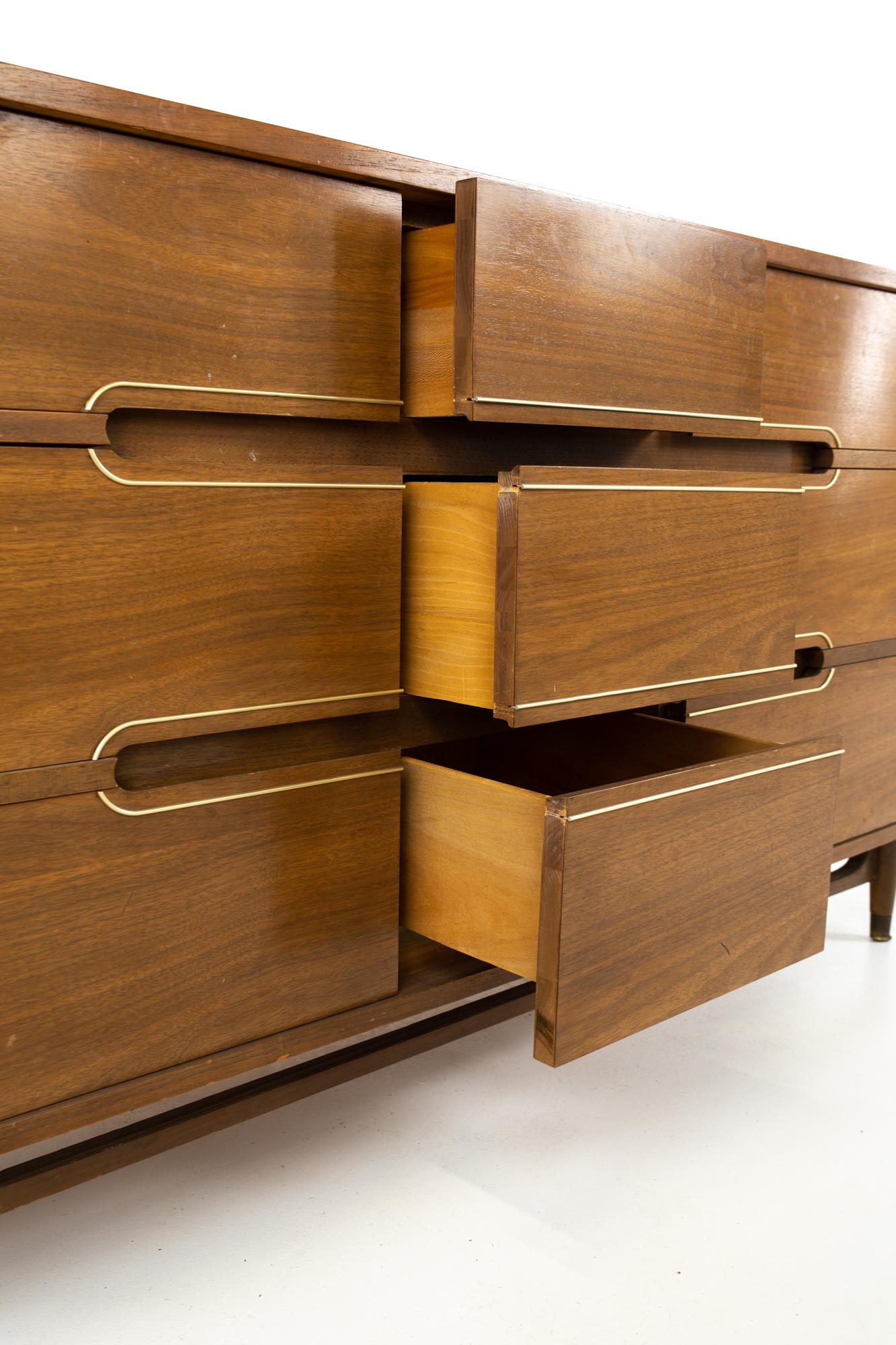 Mid-Century Modern Kroehler Mid Century Walnut and Brass 9-Drawer Lowboy Dresser