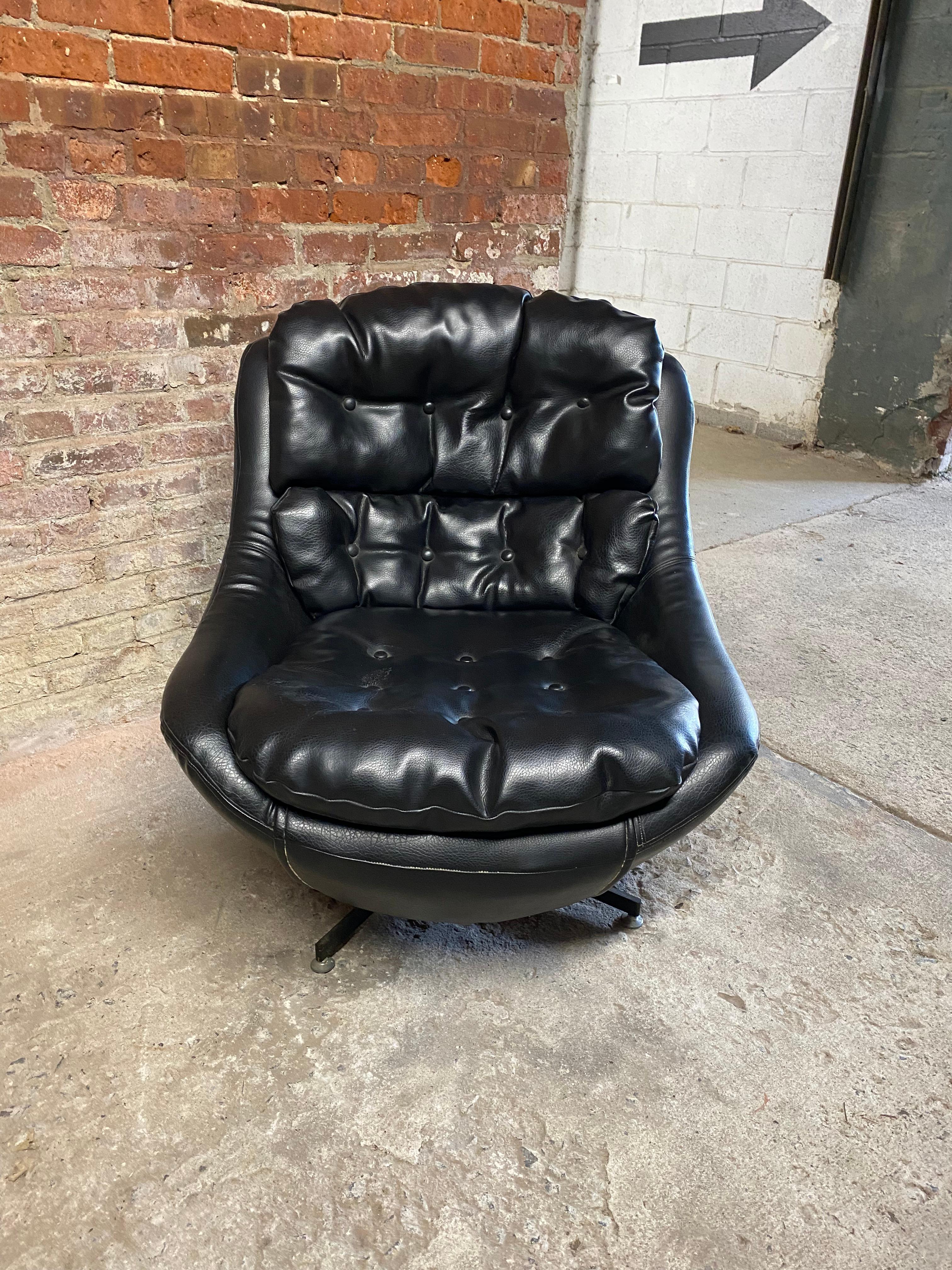 Mid-20th Century Kroehler Signature Design Black Swivel Bucket Lounge Chair For Sale