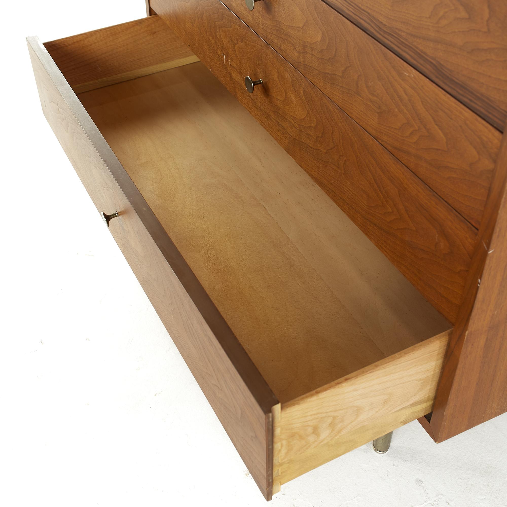 Late 20th Century Kroehler Signature Midcentury Rosewood and Walnut Highboy Dresser For Sale