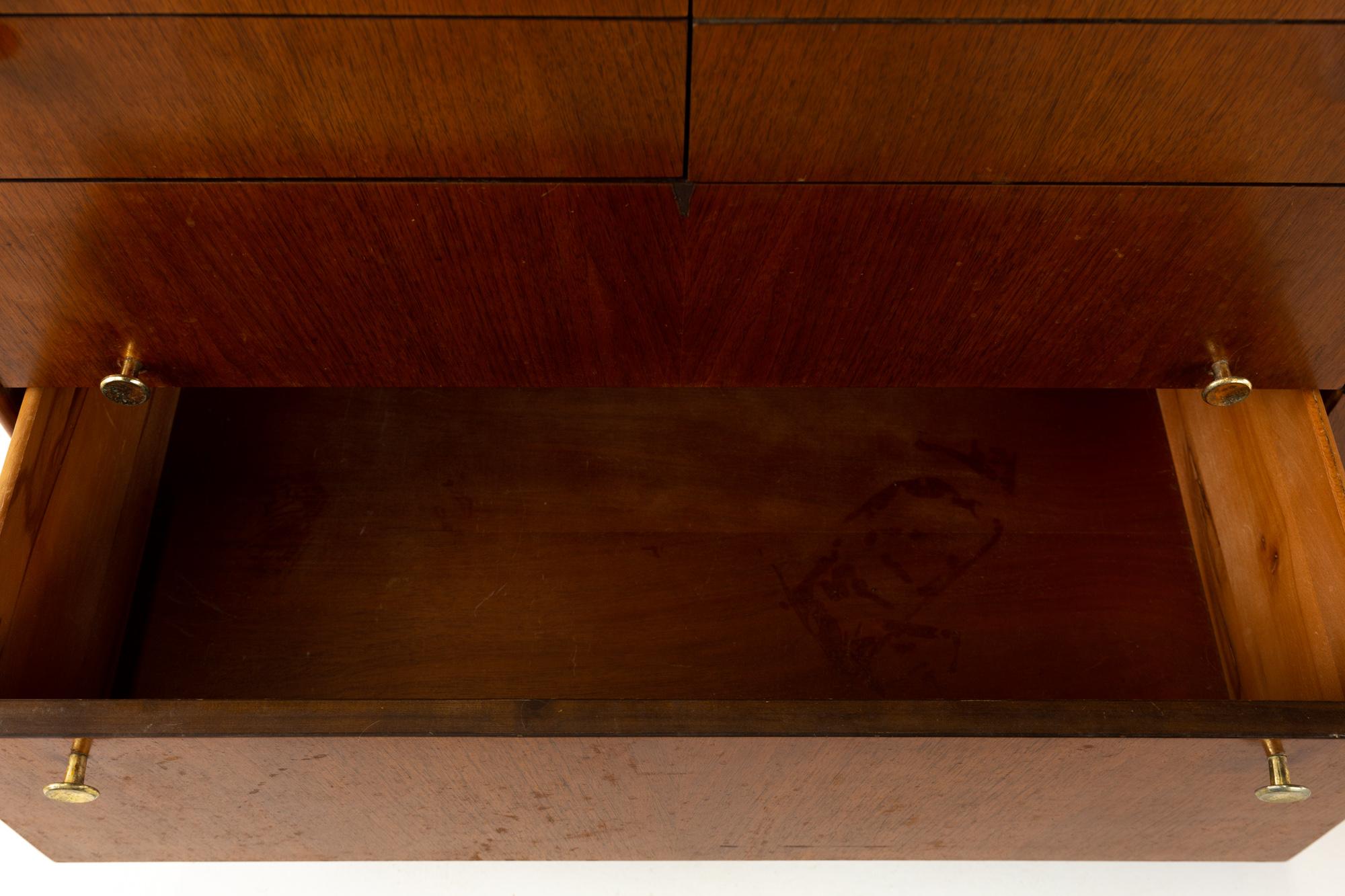 Kroehler Signature Series Style Mid Century Walnut and Brass 8-Drawer Dresser 2